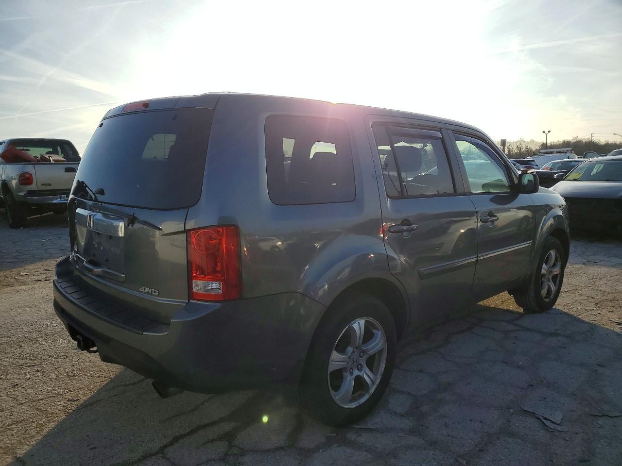 2013 Honda Pilot Gray vin: 5FNYF4H40DB032812