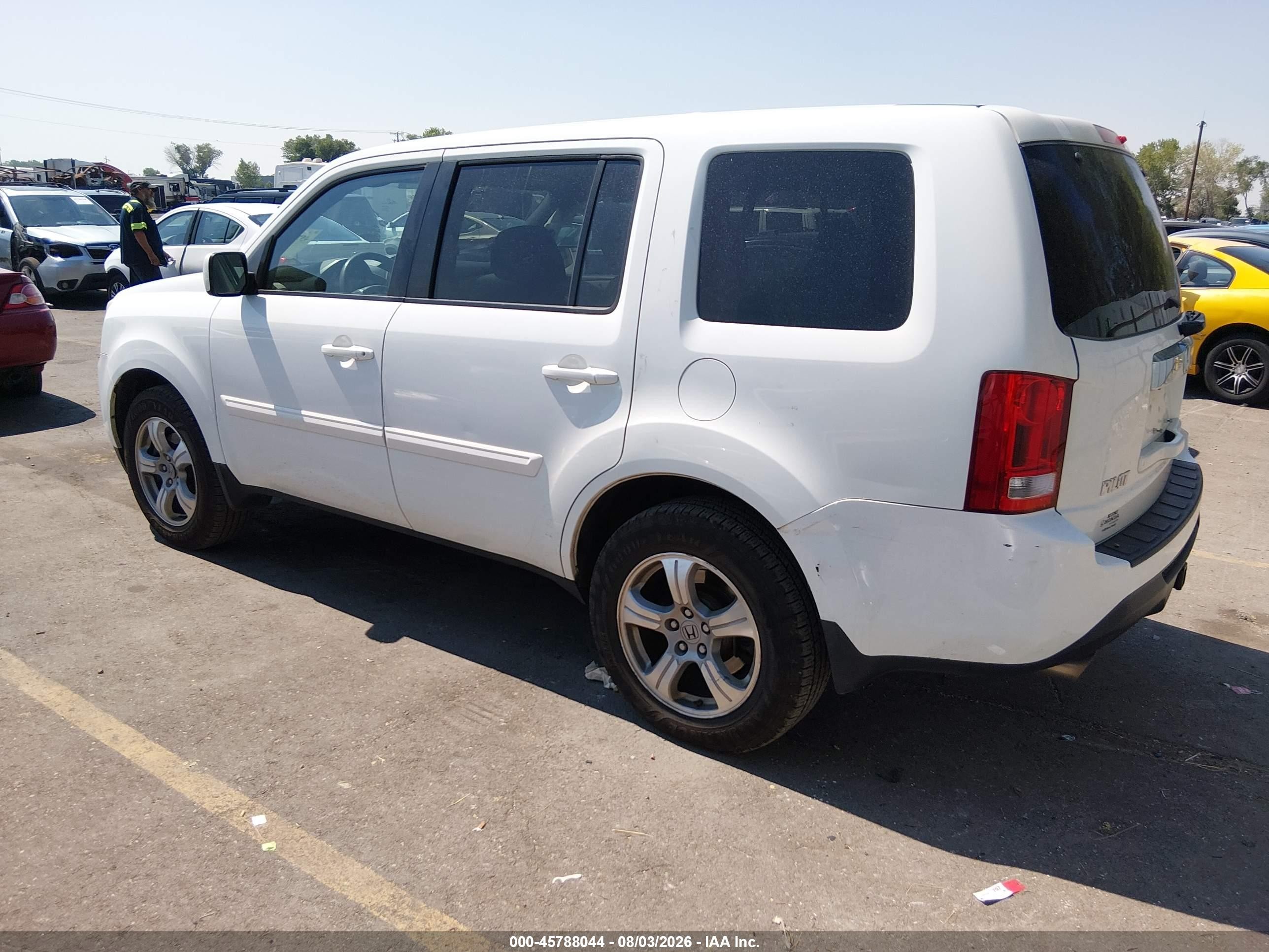 2013 Honda Pilot Ex White vin: 5FNYF4H40DB044894