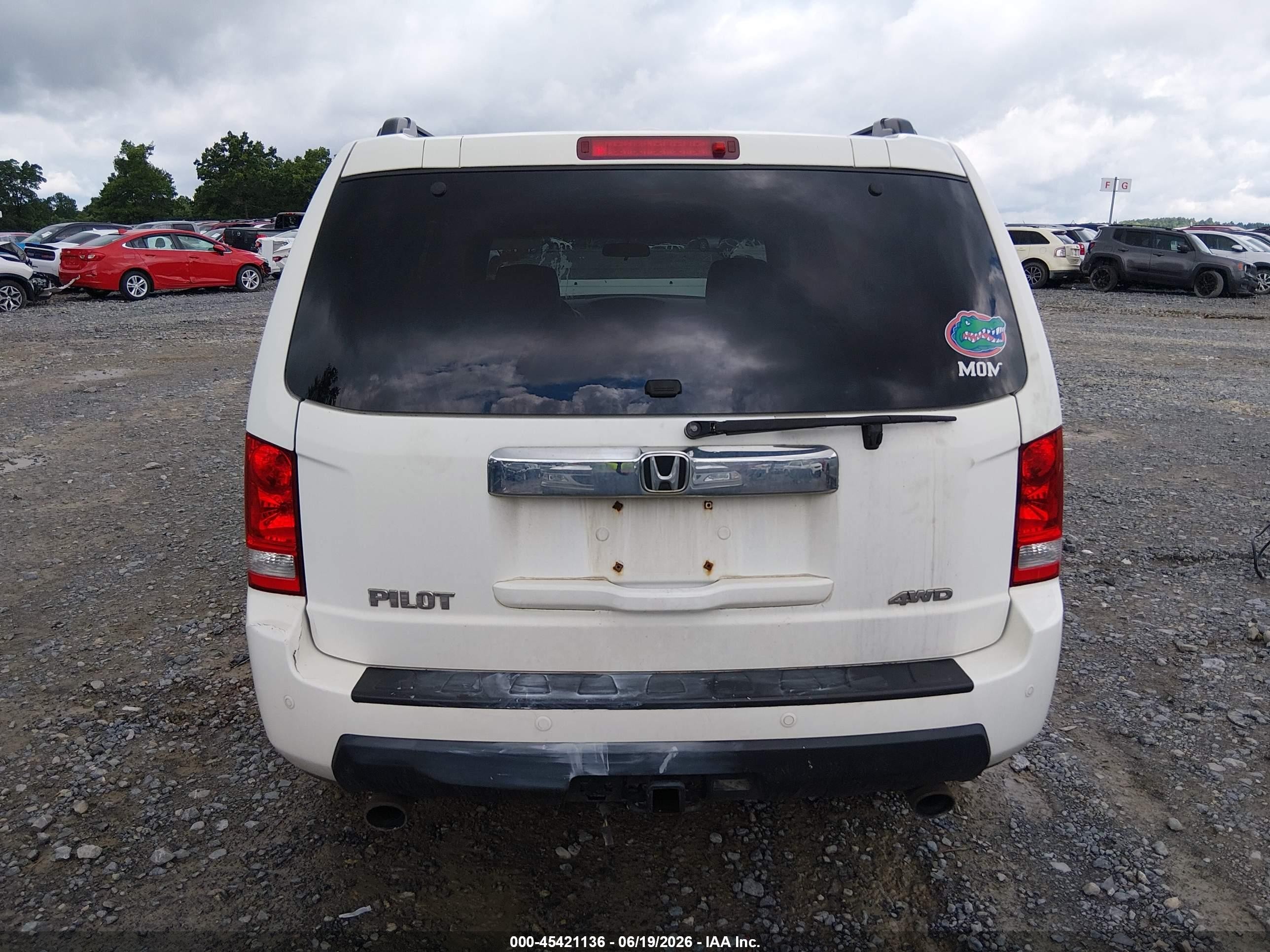 2010 Honda Pilot Ex White vin: 5FNYF4H41AB035259