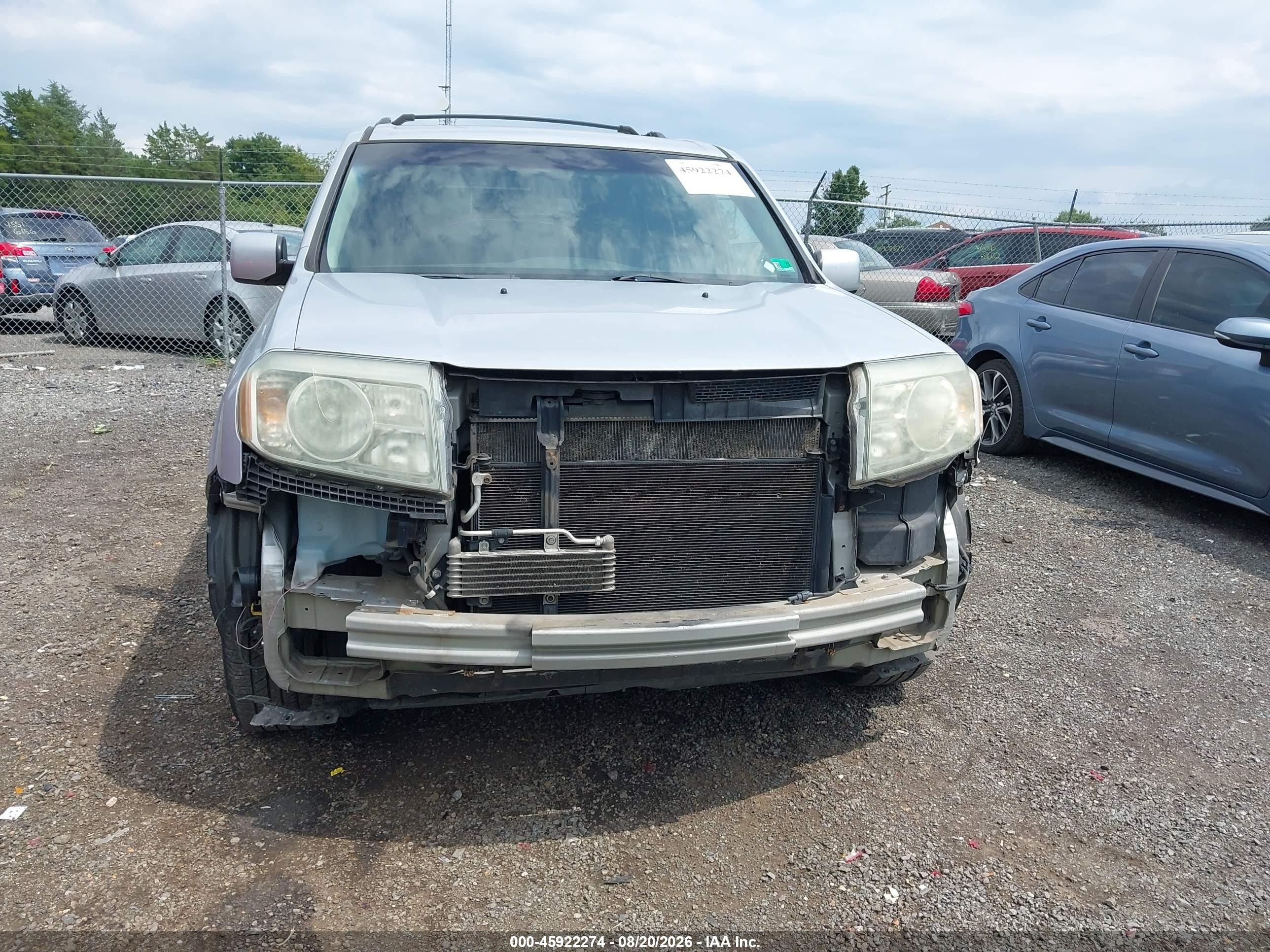 2011 Honda Pilot Ex Silver vin: 5FNYF4H41BB004921