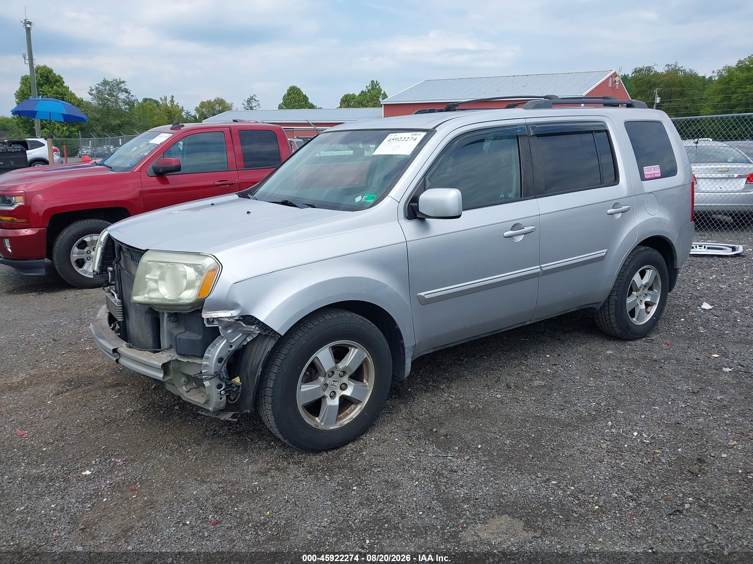 2011 Honda Pilot Ex Silver vin: 5FNYF4H41BB004921