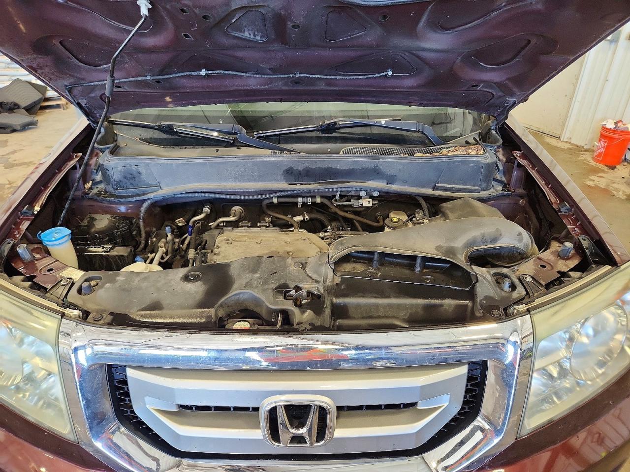 2011 Honda Pilot Ex Maroon vin: 5FNYF4H41BB007379