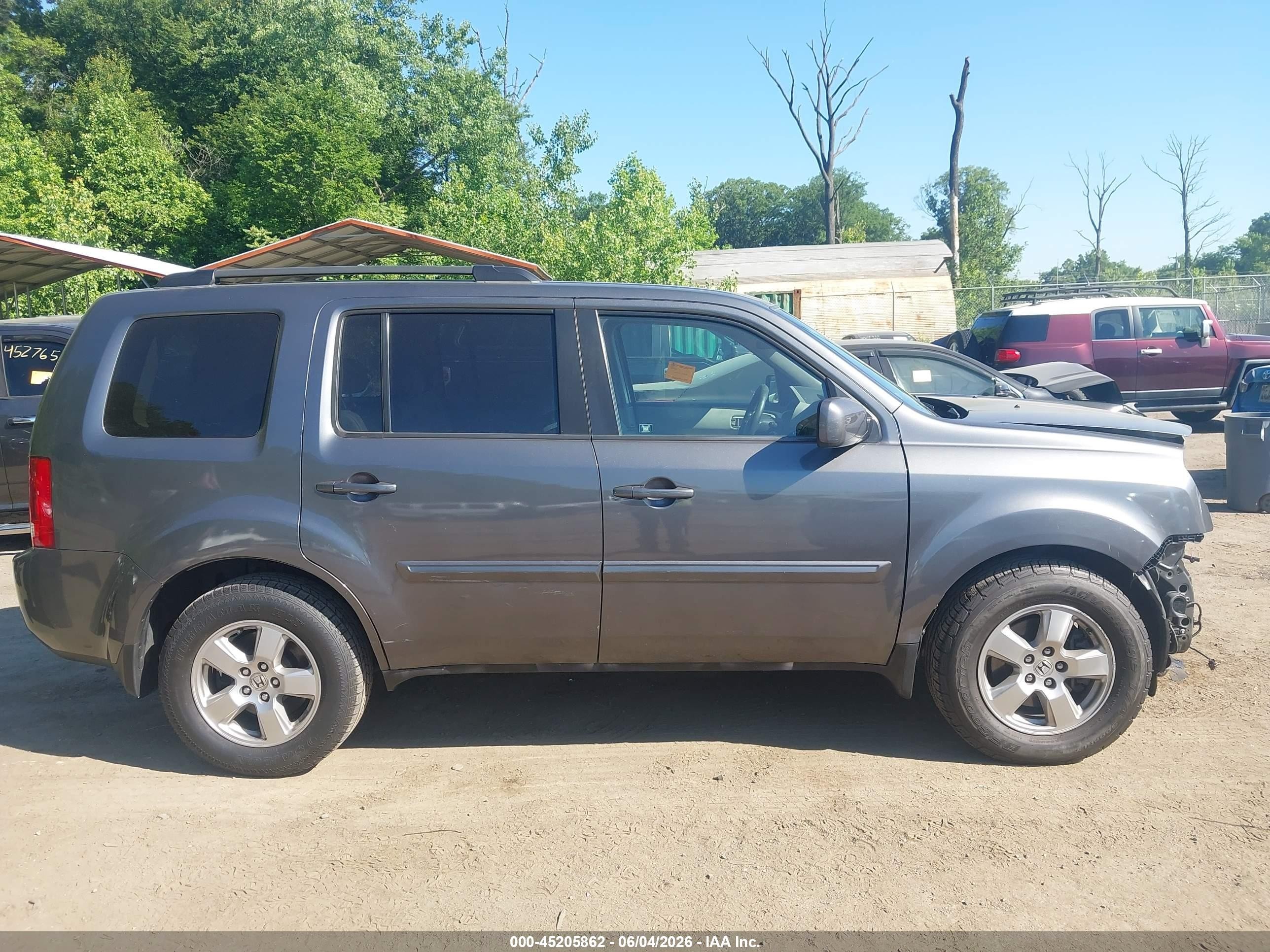 2011 Honda Pilot Ex Gray vin: 5FNYF4H41BB034419