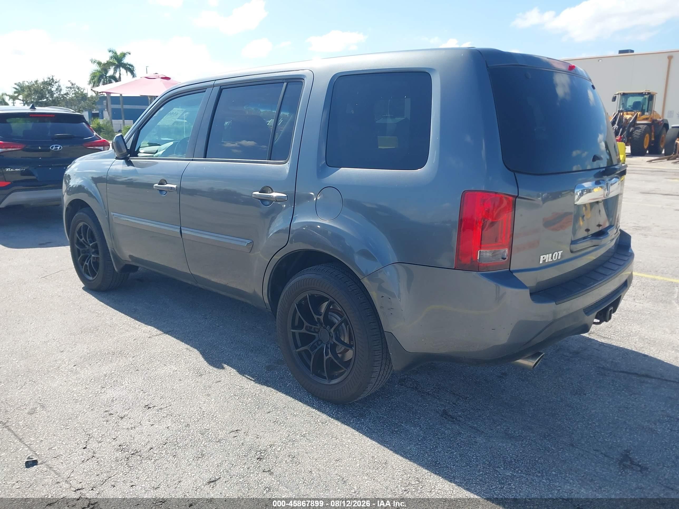 2012 Honda Pilot Ex Gray vin: 5FNYF4H41CB050184