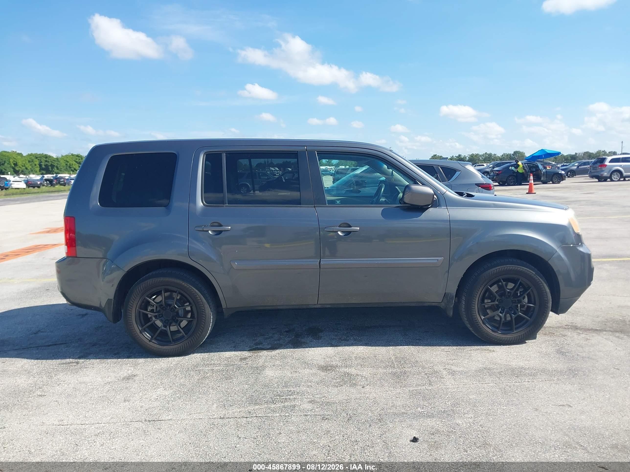 2012 Honda Pilot Ex Gray vin: 5FNYF4H41CB050184