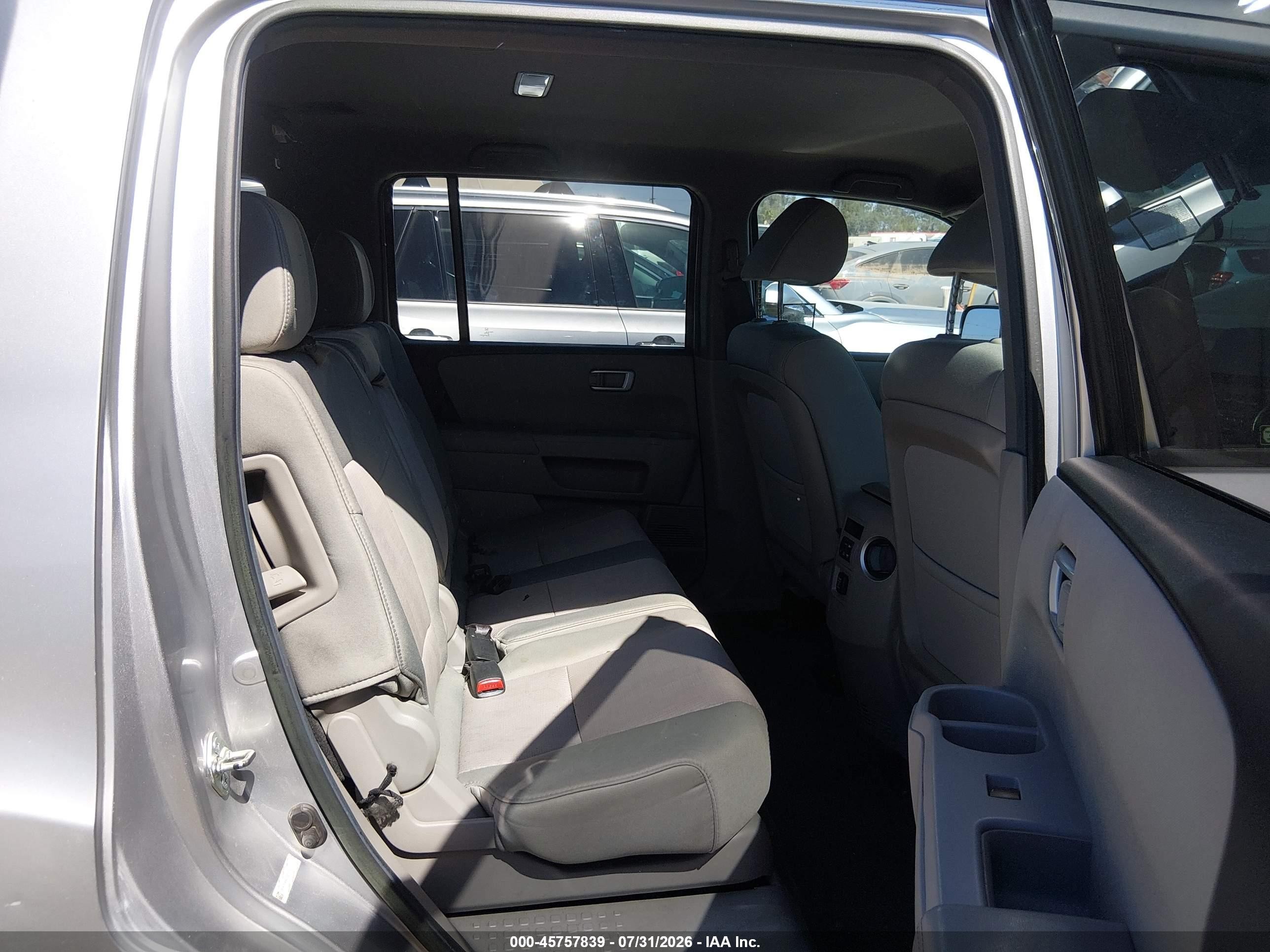 2013 Honda Pilot Ex Silver vin: 5FNYF4H41DB025173