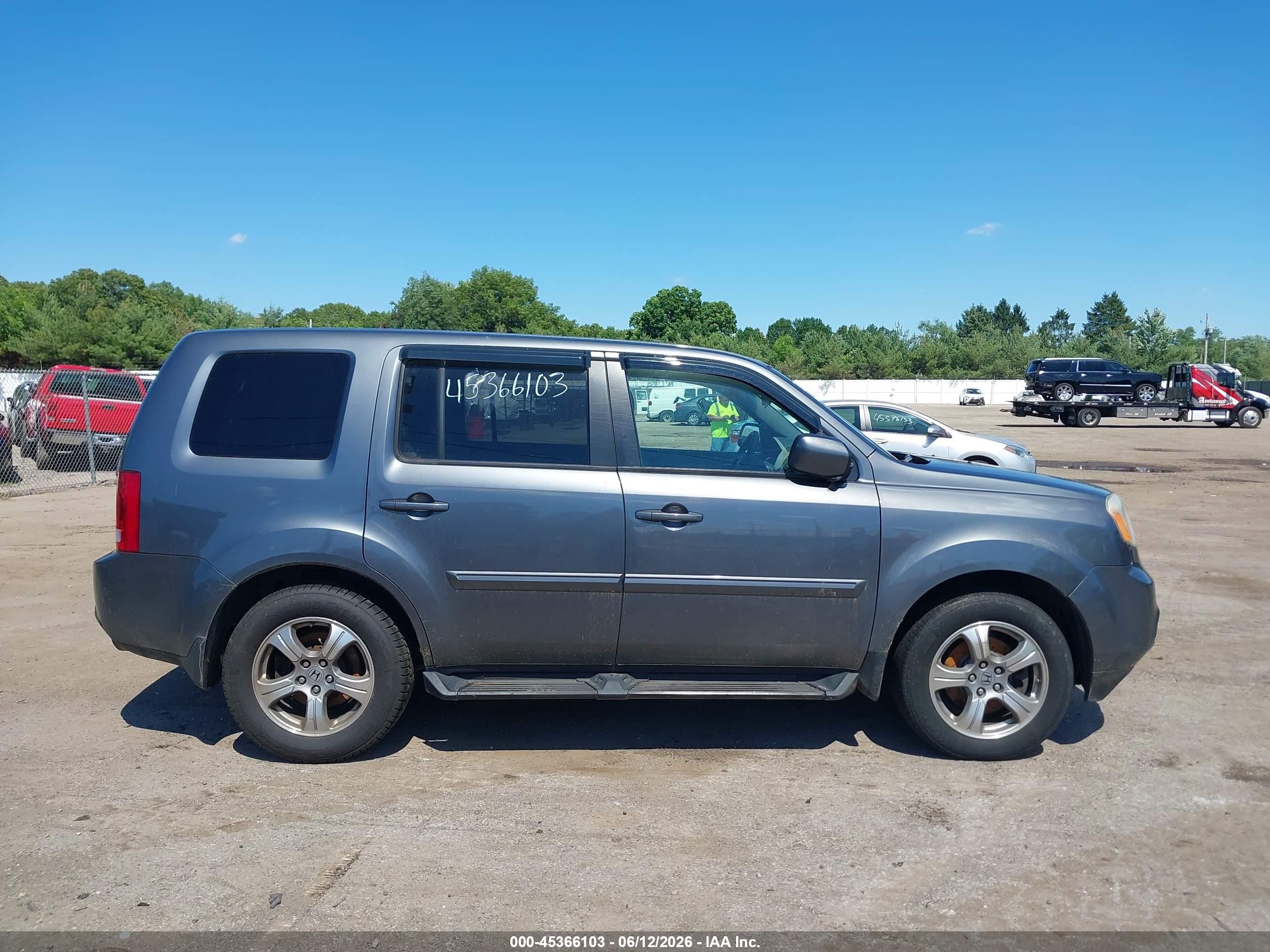 2013 Honda Pilot Ex Gray vin: 5FNYF4H41DB034651