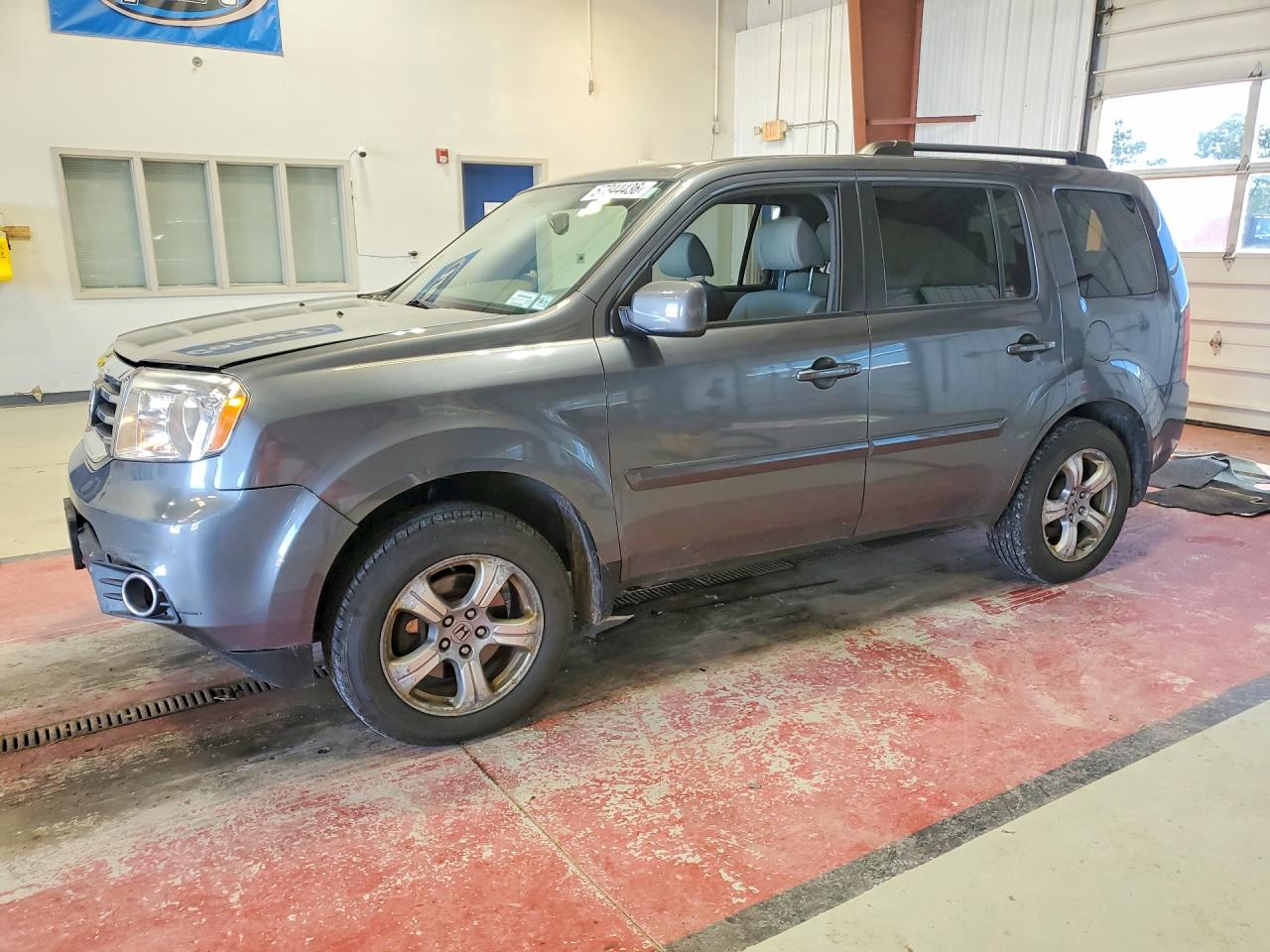 2013 Honda Pilot Ex Gray vin: 5FNYF4H41DB046525