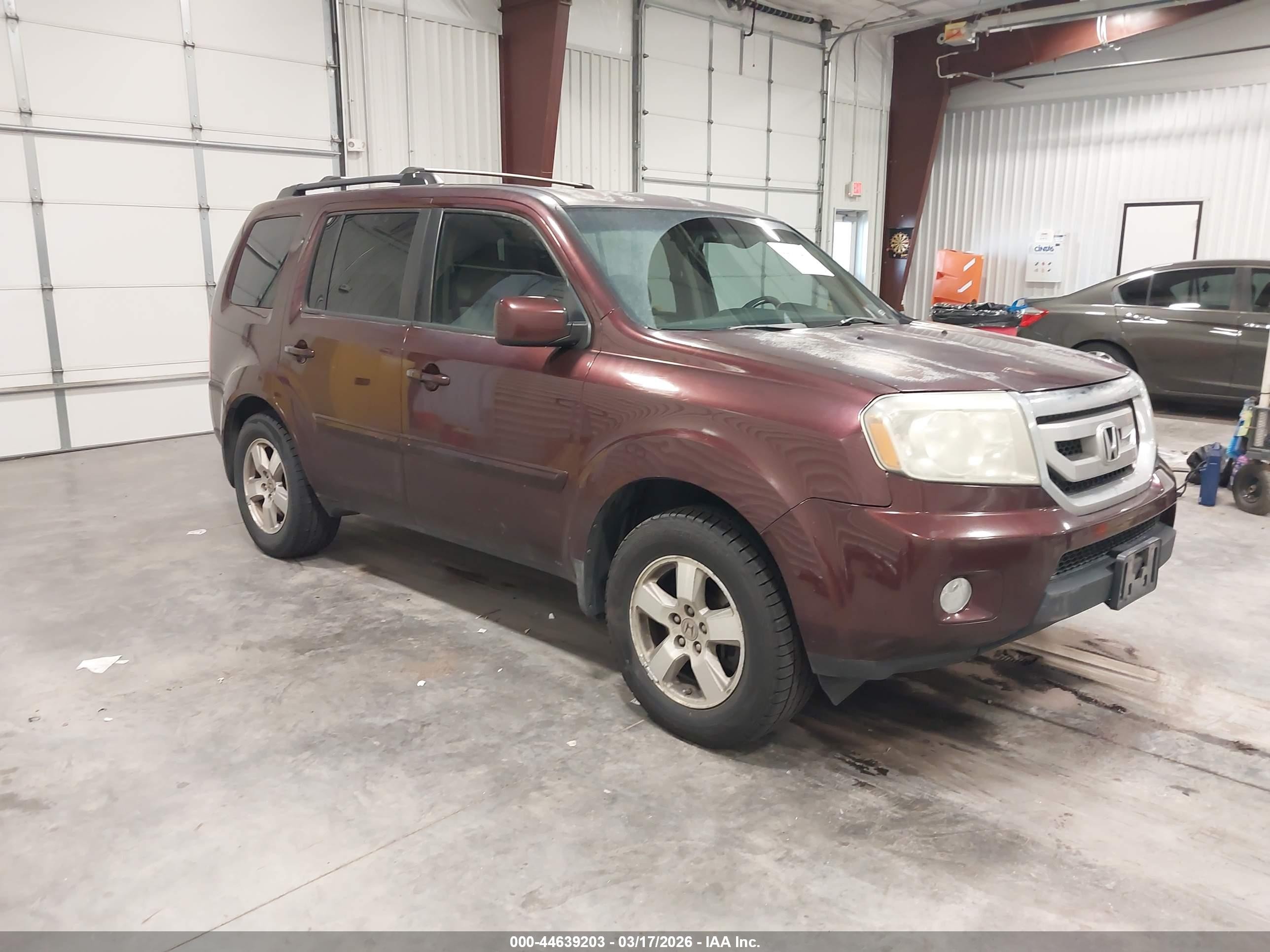 2011 Honda Pilot Ex Maroon vin: 5FNYF4H42BB064853