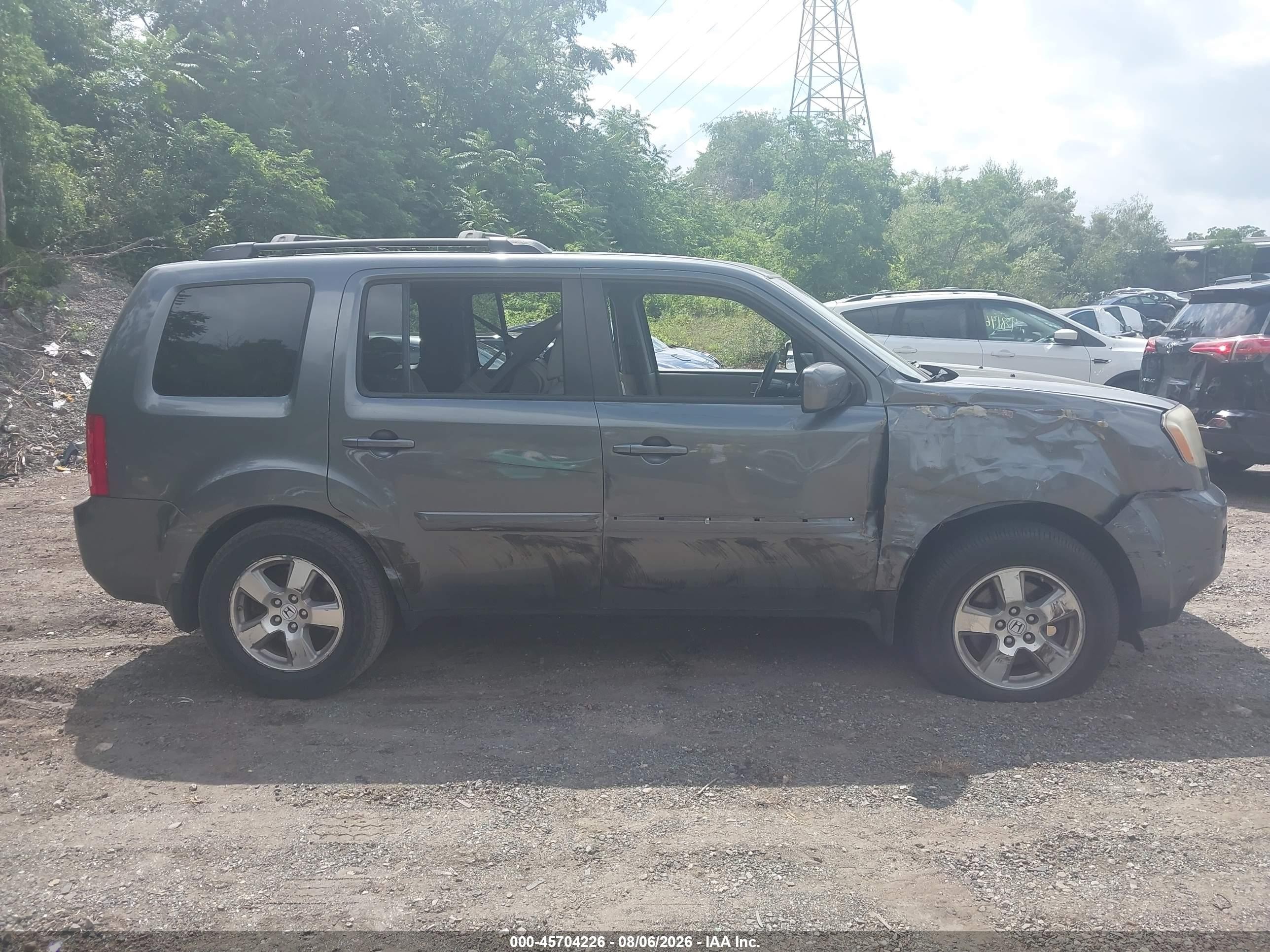 2011 Honda Pilot Ex Beige vin: 5FNYF4H43BB064733