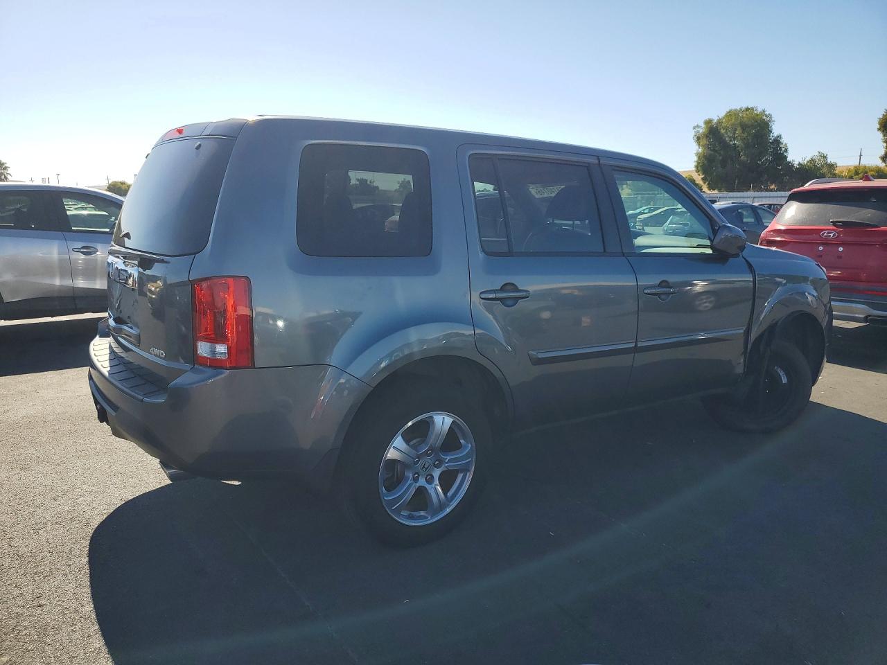 2013 Honda Pilot Ex Gray vin: 5FNYF4H43DB067473