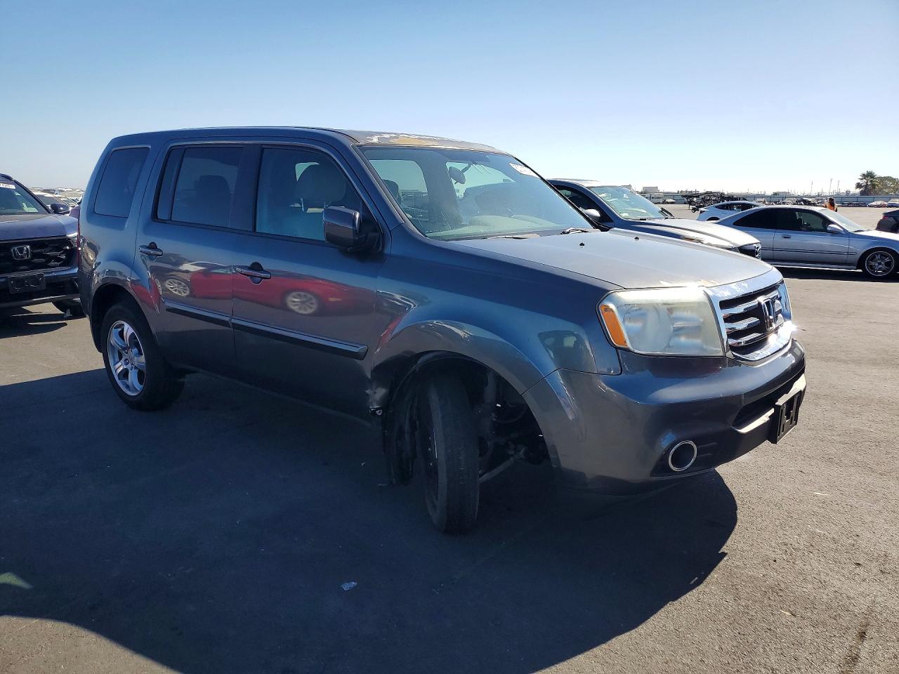 2013 Honda Pilot Ex Gray vin: 5FNYF4H43DB067473