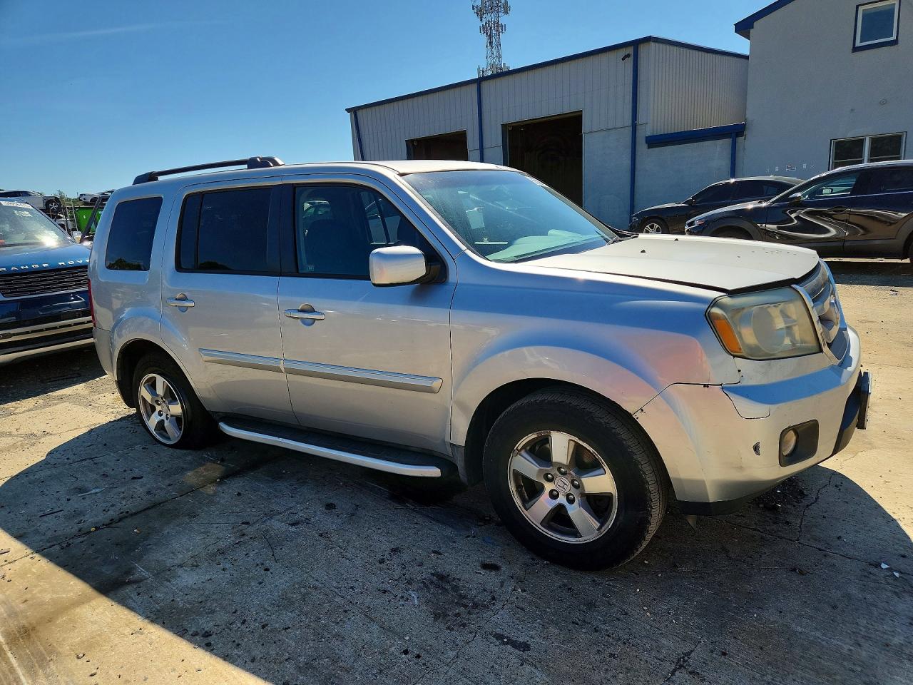 2011 Honda Pilot Ex Silver vin: 5FNYF4H44BB064370