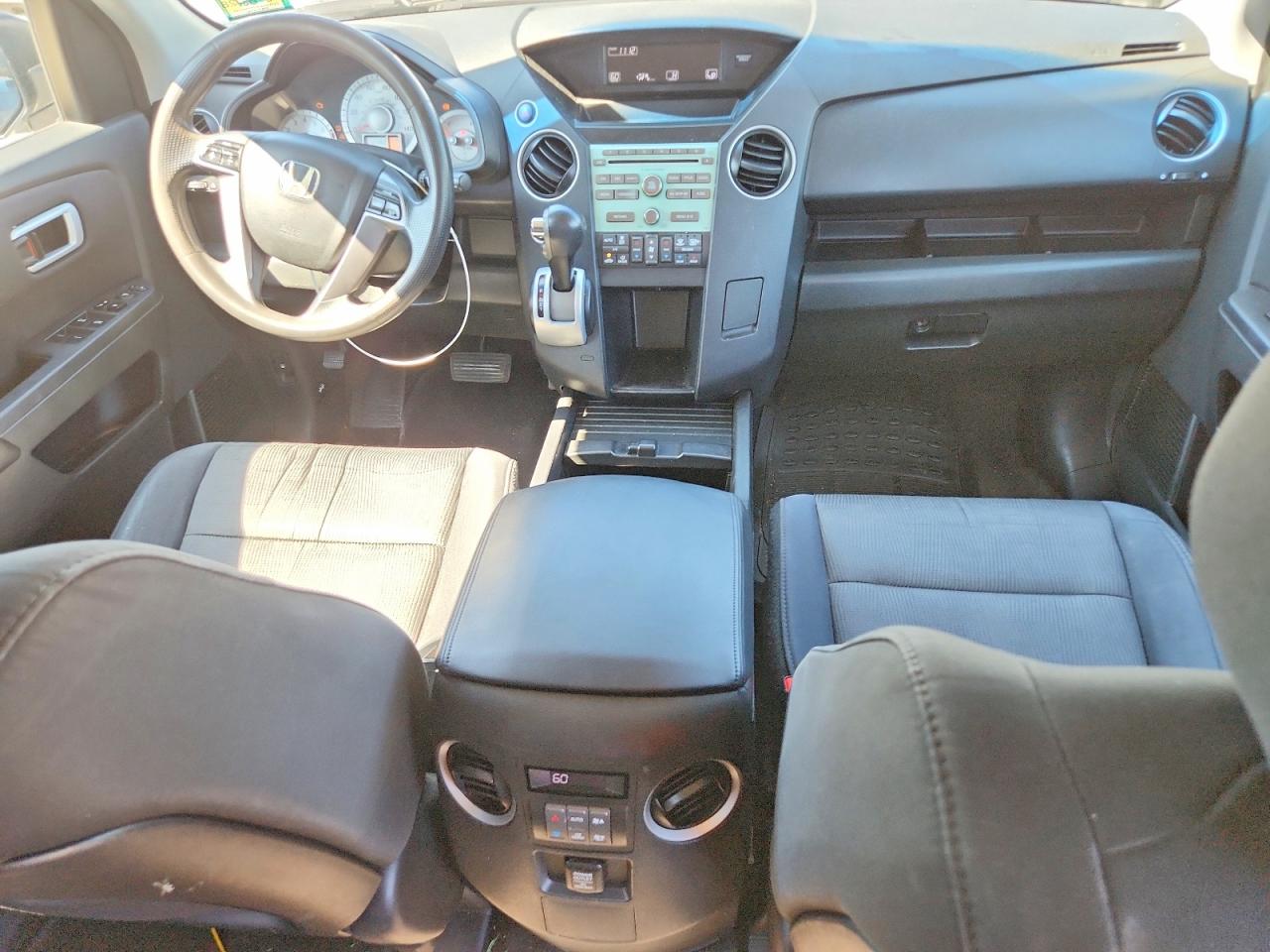 2011 Honda Pilot Ex Silver vin: 5FNYF4H44BB064370