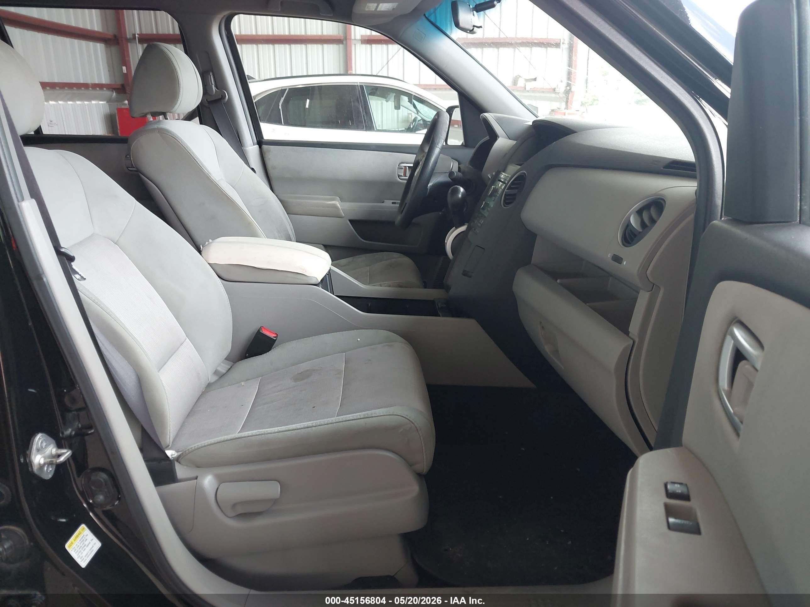 2011 Honda Pilot Ex Black vin: 5FNYF4H44BB072940