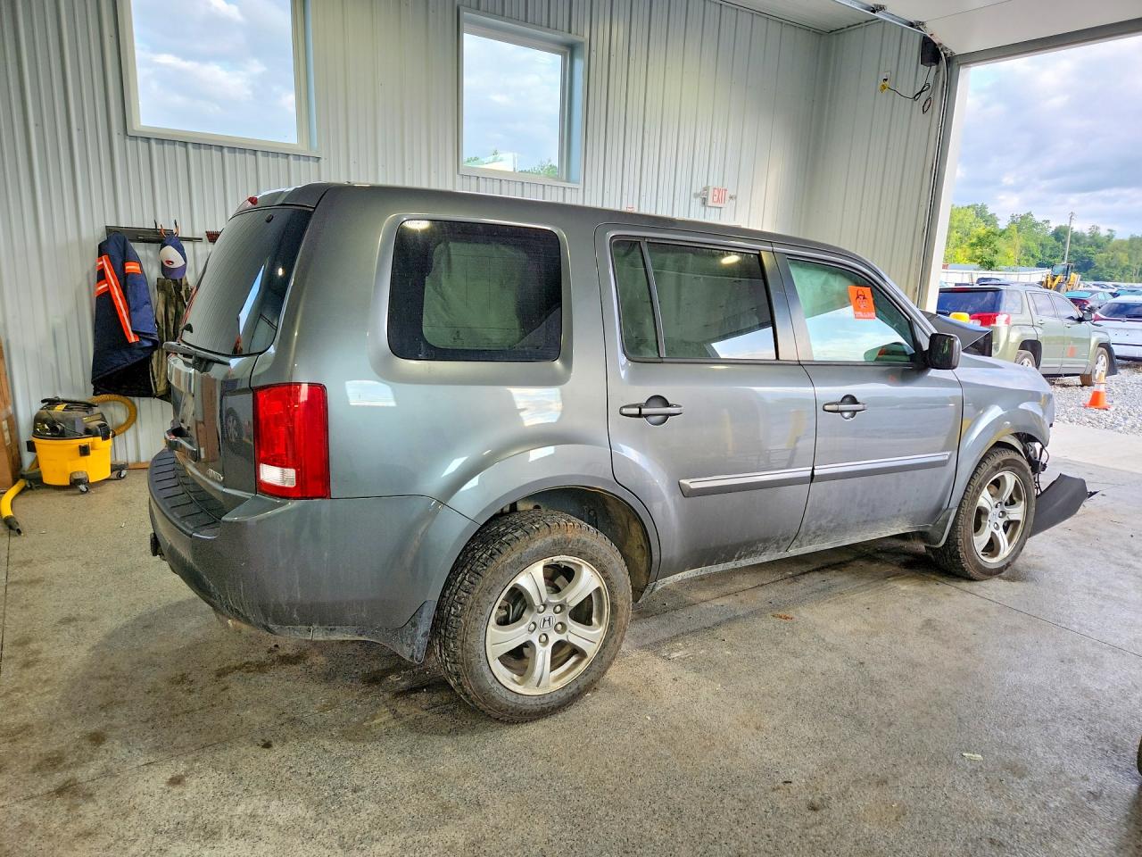 2012 Honda Pilot Ex Gray vin: 5FNYF4H44CB044556
