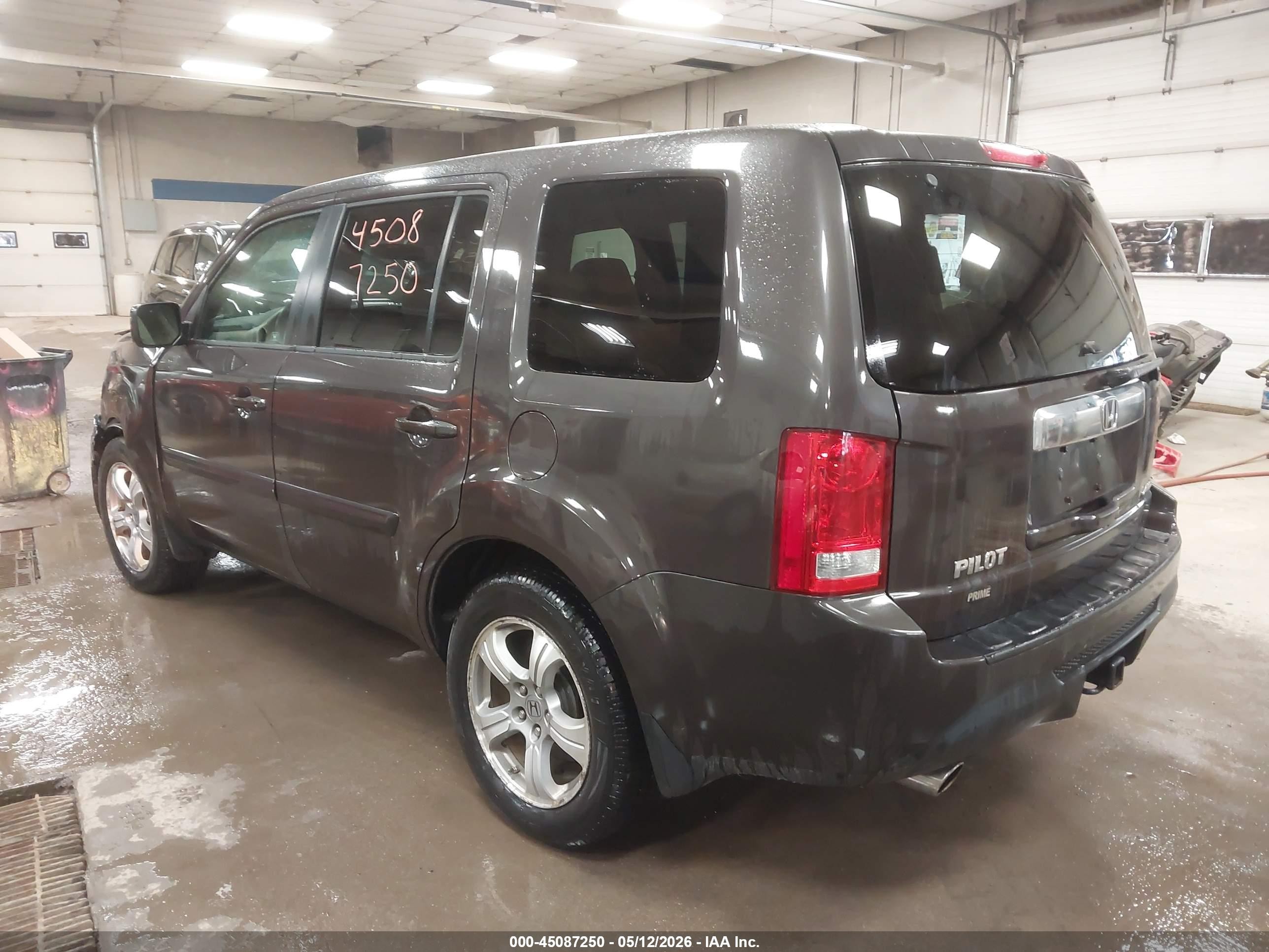 2012 Honda Pilot Ex Gray vin: 5FNYF4H44CB082711