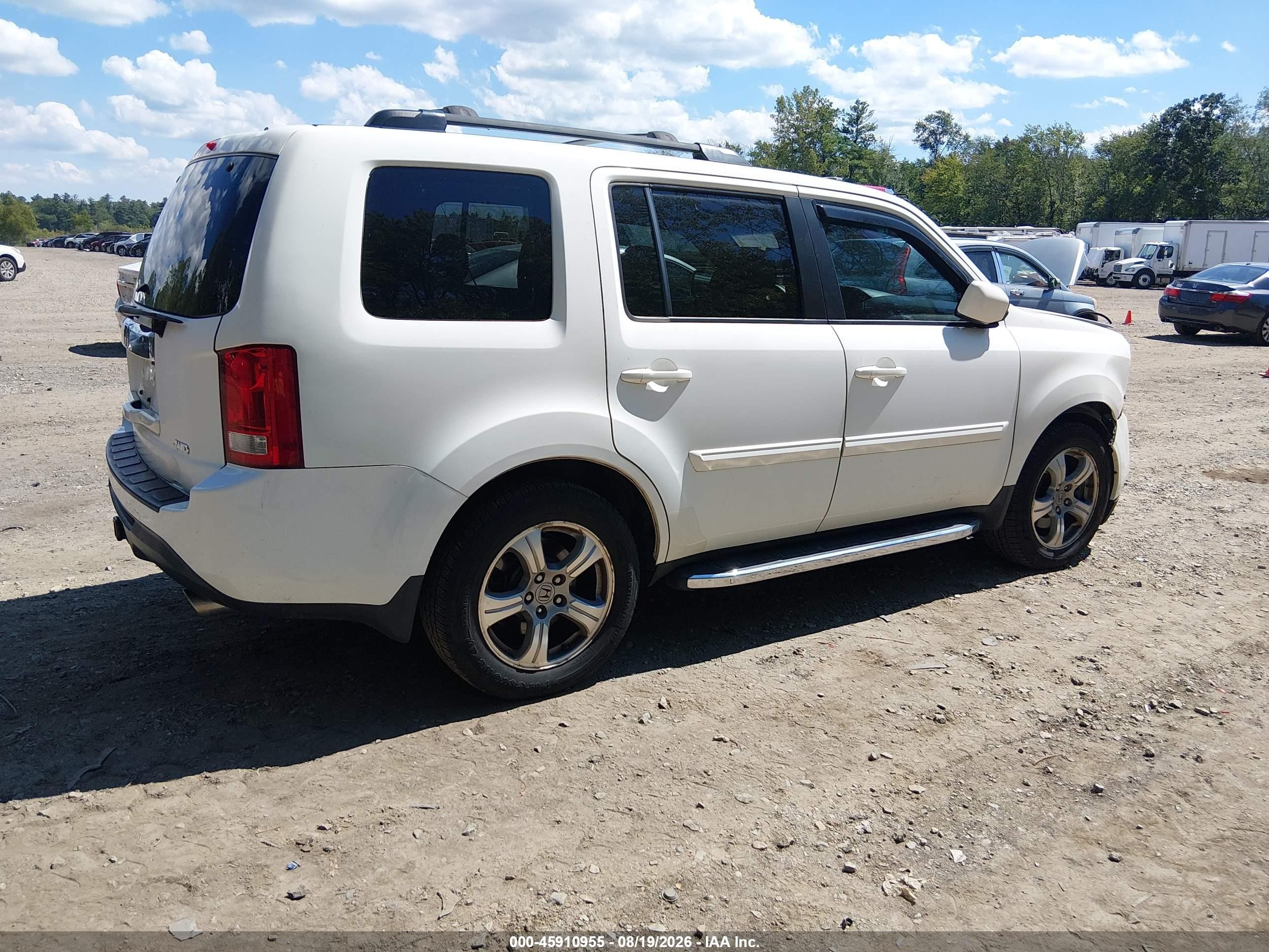 2013 Honda Pilot Ex Белый vin: 5FNYF4H44DB085660