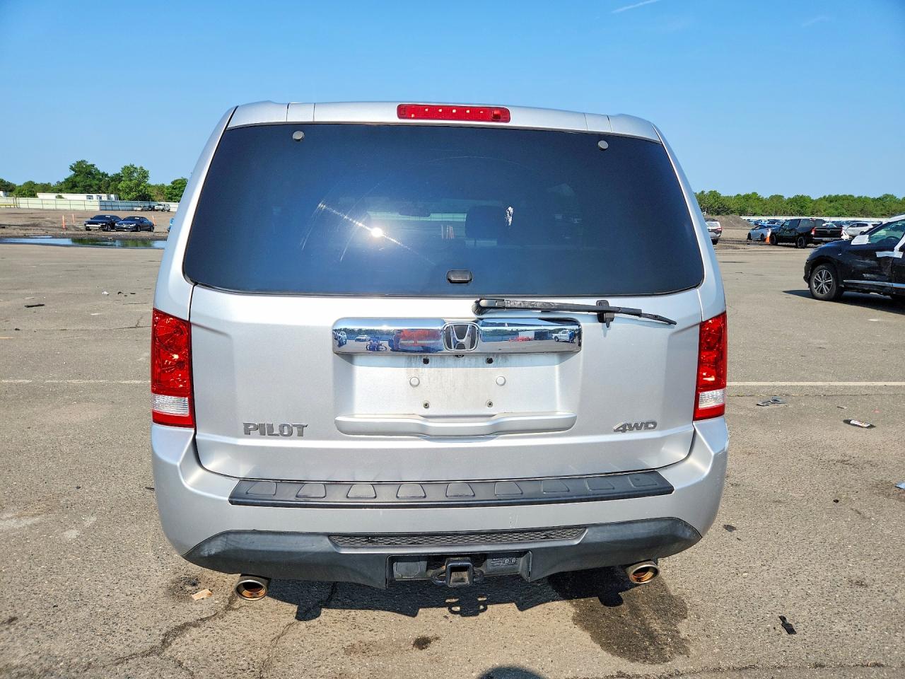 2015 Honda Pilot Ex Silver vin: 5FNYF4H44FB073155