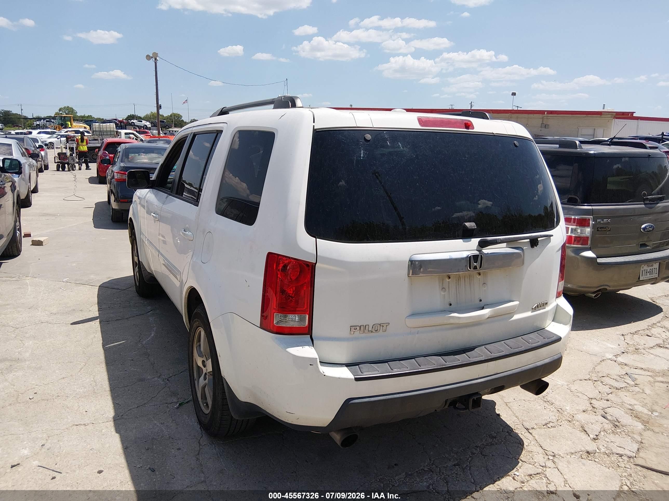2010 Honda Pilot Ex White vin: 5FNYF4H45AB019470