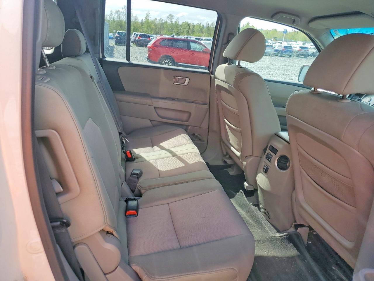 2011 Honda Pilot Ex White vin: 5FNYF4H45BB501065