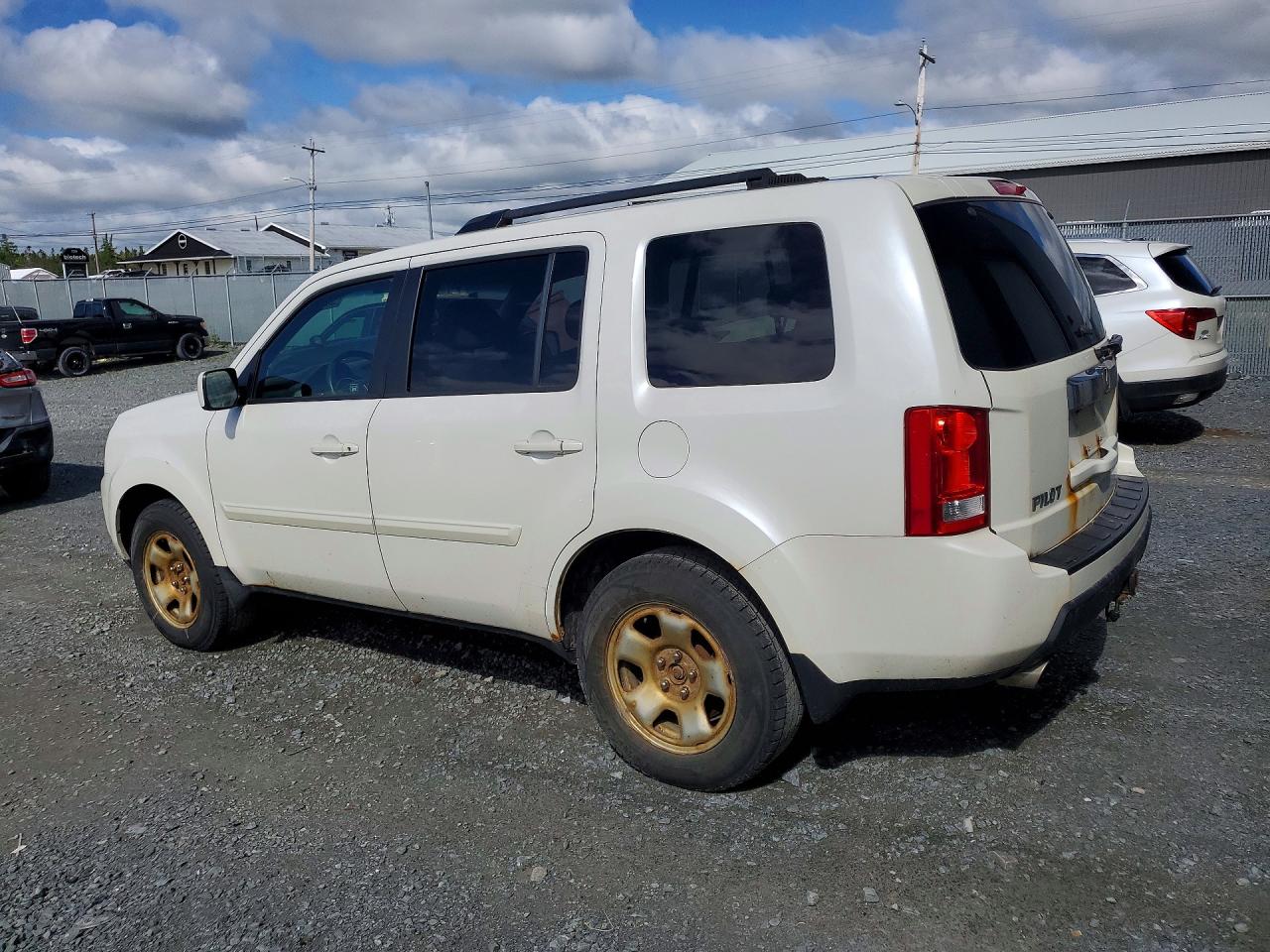 2011 Honda Pilot Ex White vin: 5FNYF4H45BB501065