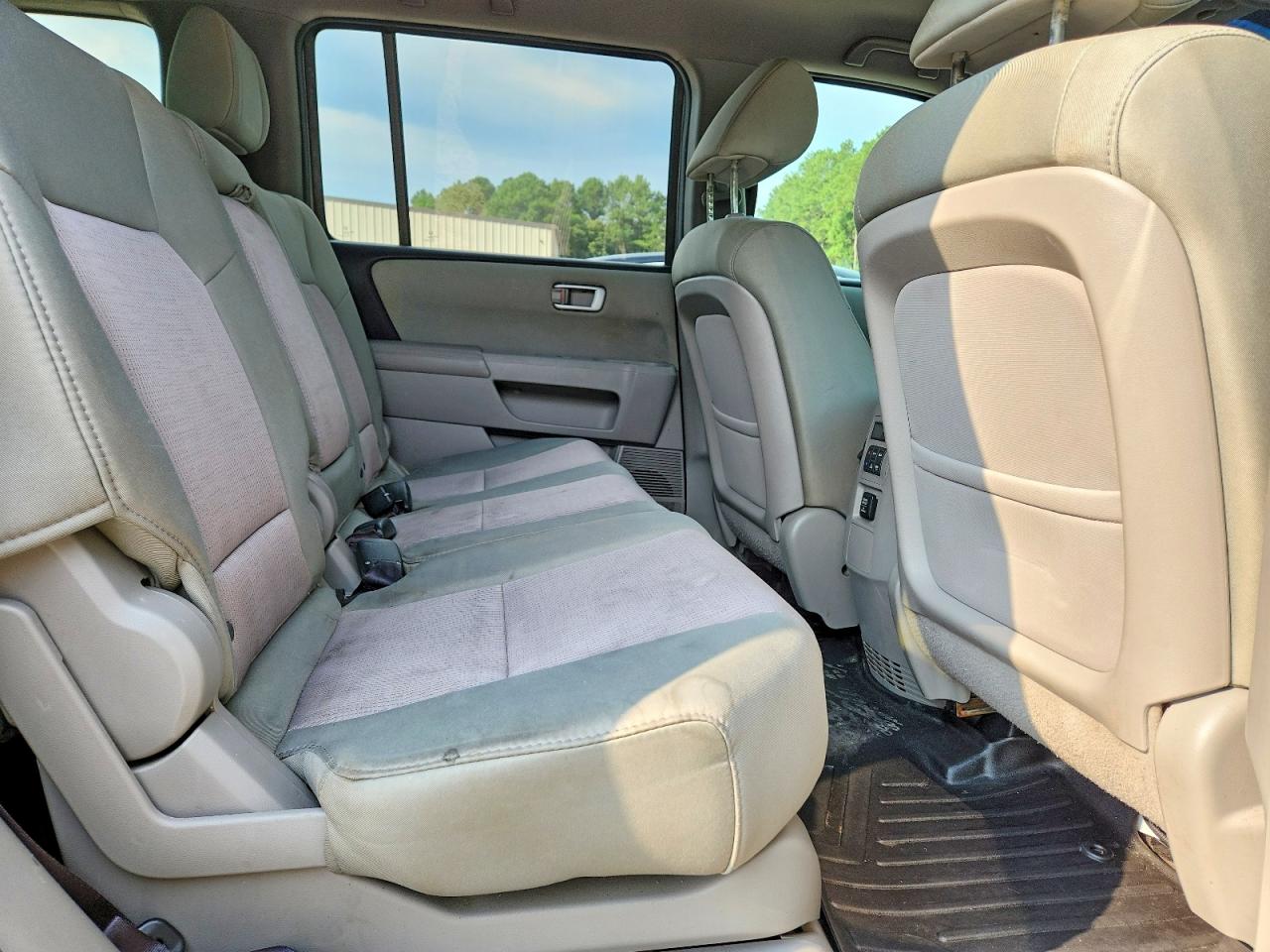 2012 Honda Pilot Ex Gray vin: 5FNYF4H45CB017012