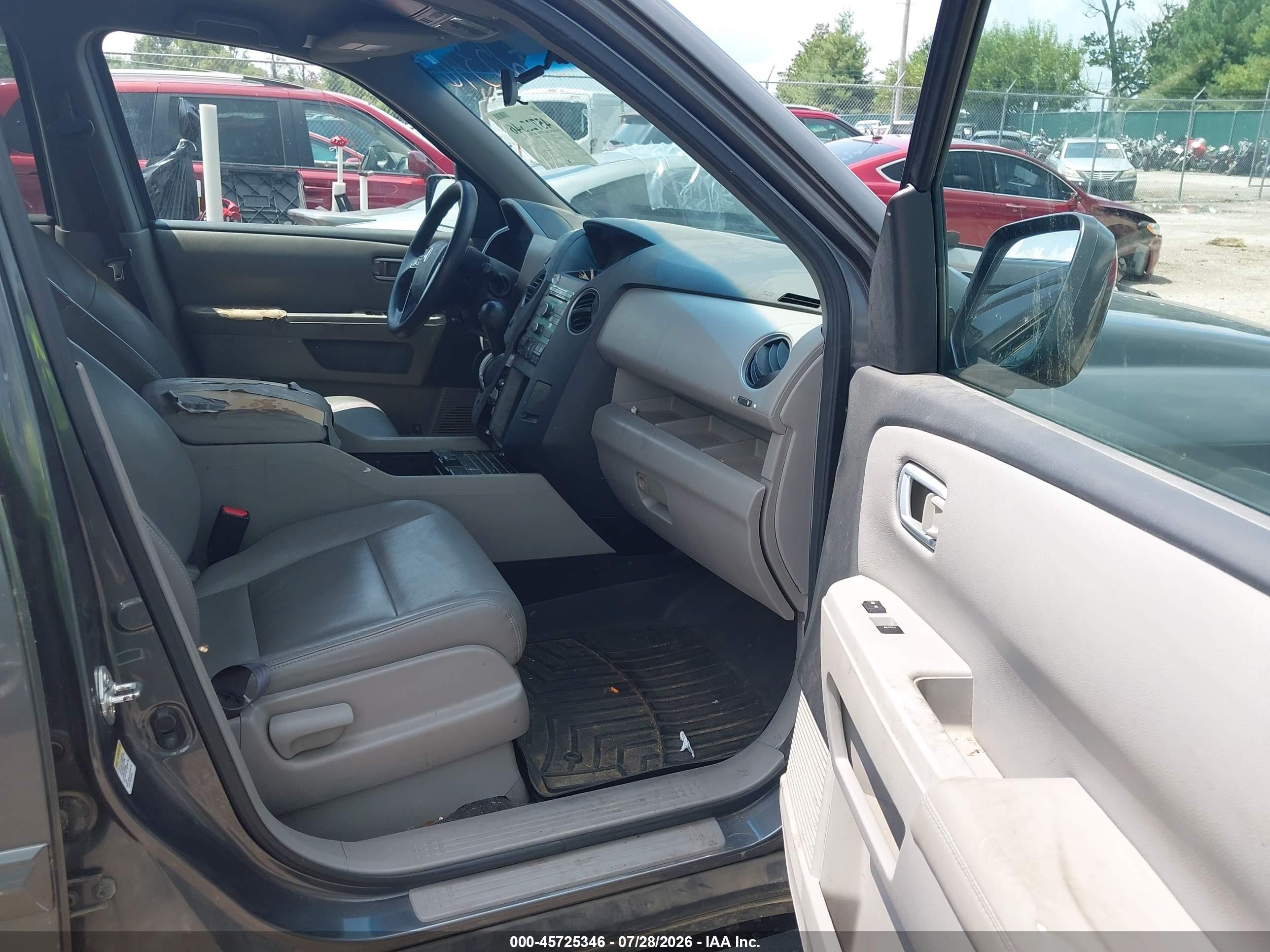 2011 Honda Pilot Ex Серый vin: 5FNYF4H46BB013453