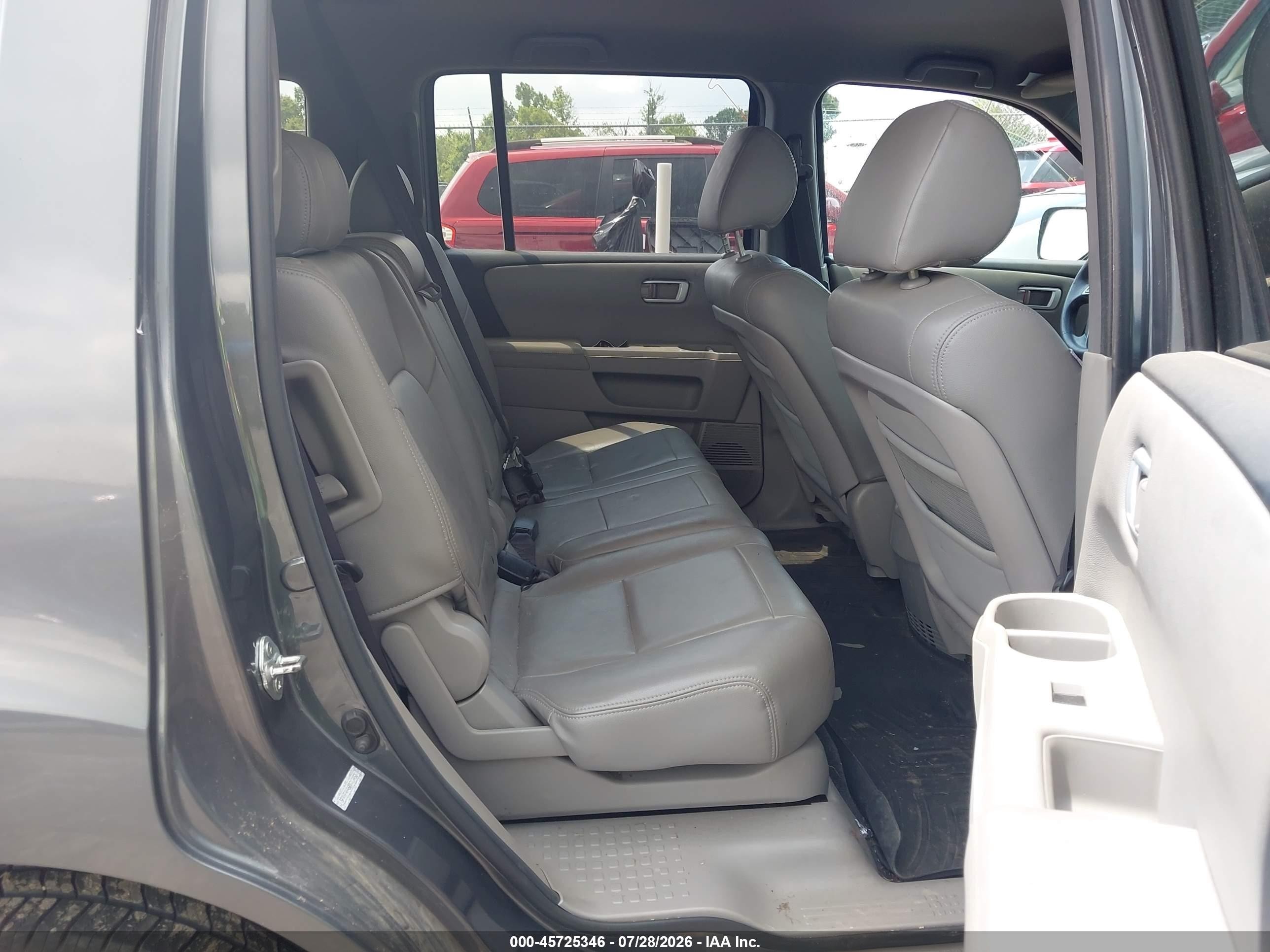 2011 Honda Pilot Ex Серый vin: 5FNYF4H46BB013453