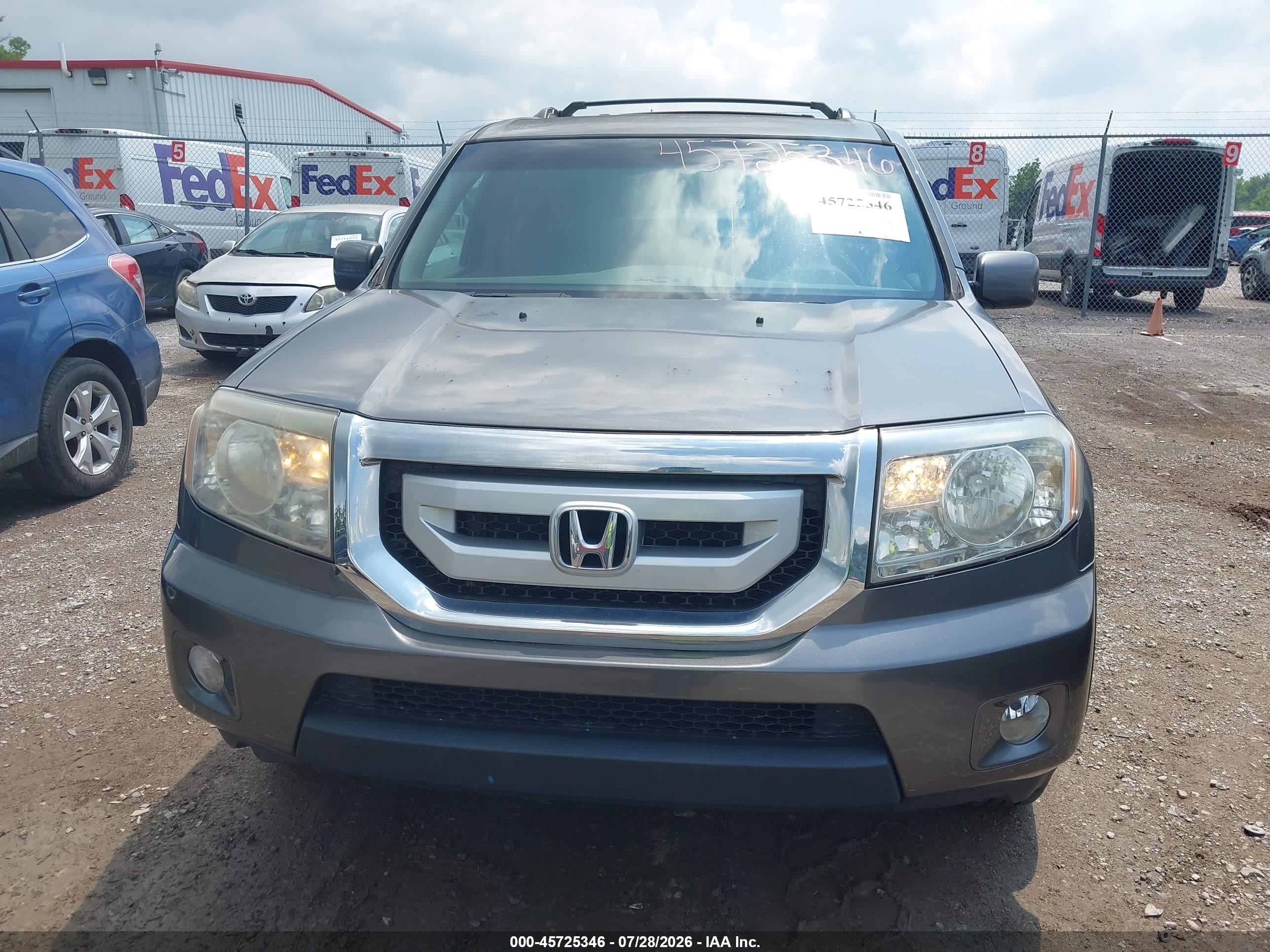 2011 Honda Pilot Ex Серый vin: 5FNYF4H46BB013453