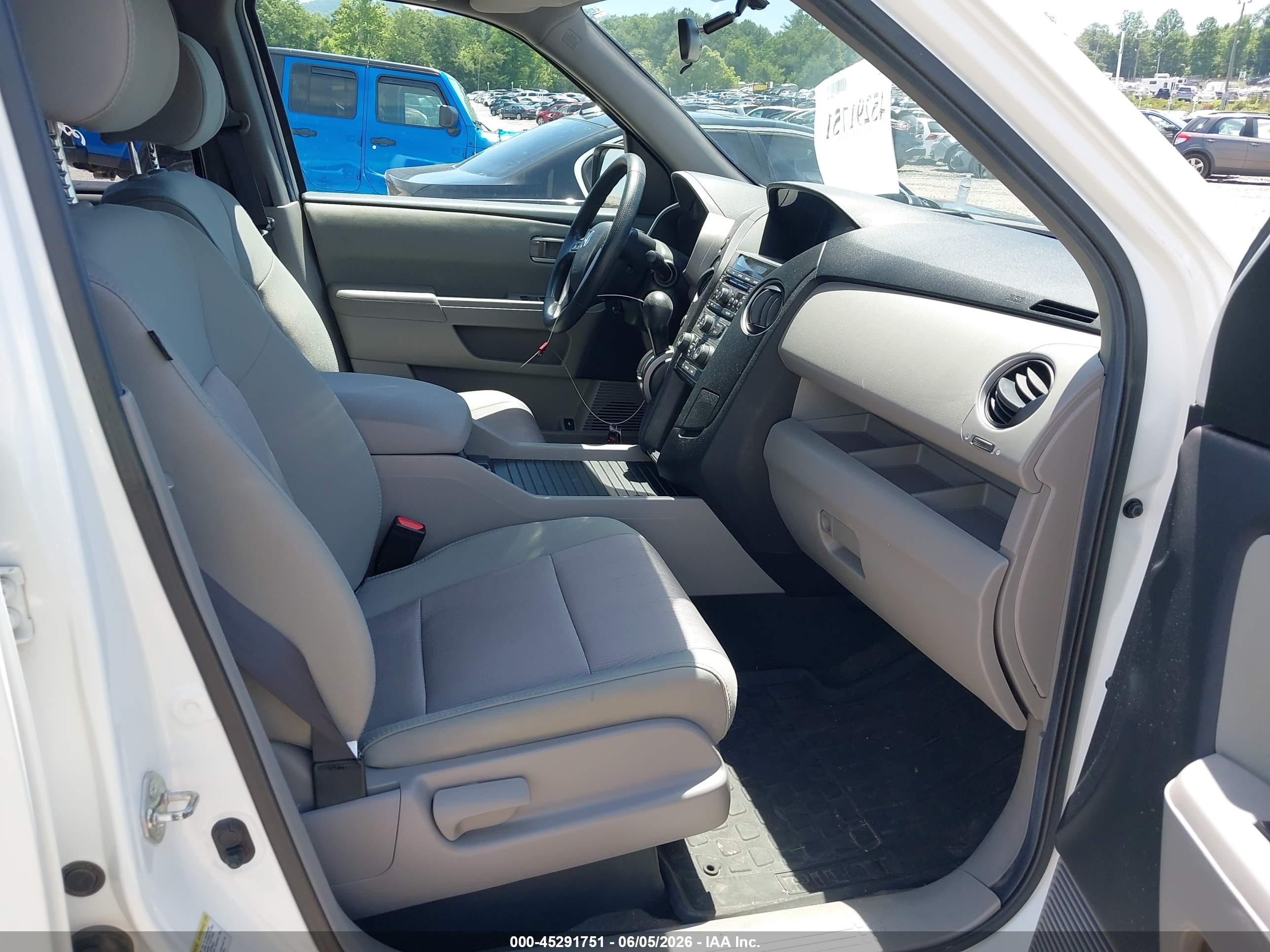 2013 Honda Pilot Ex White vin: 5FNYF4H46DB033799