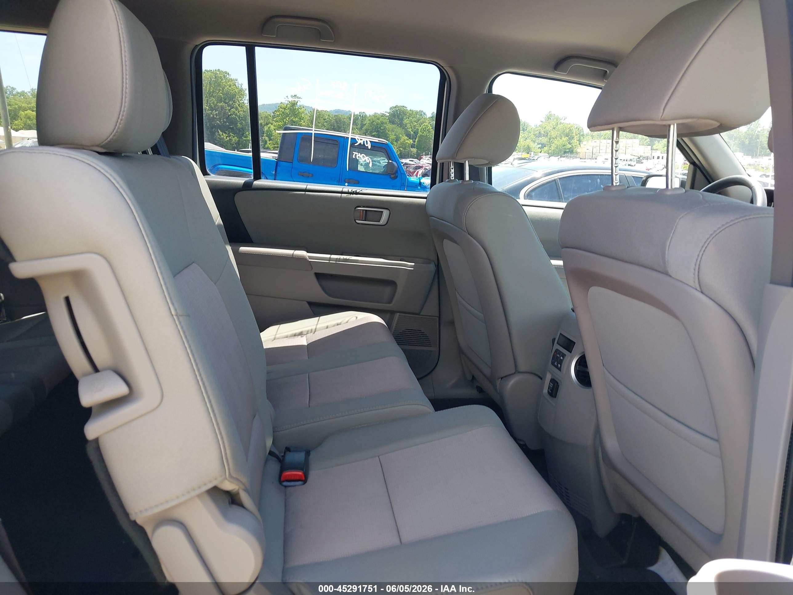 2013 Honda Pilot Ex White vin: 5FNYF4H46DB033799