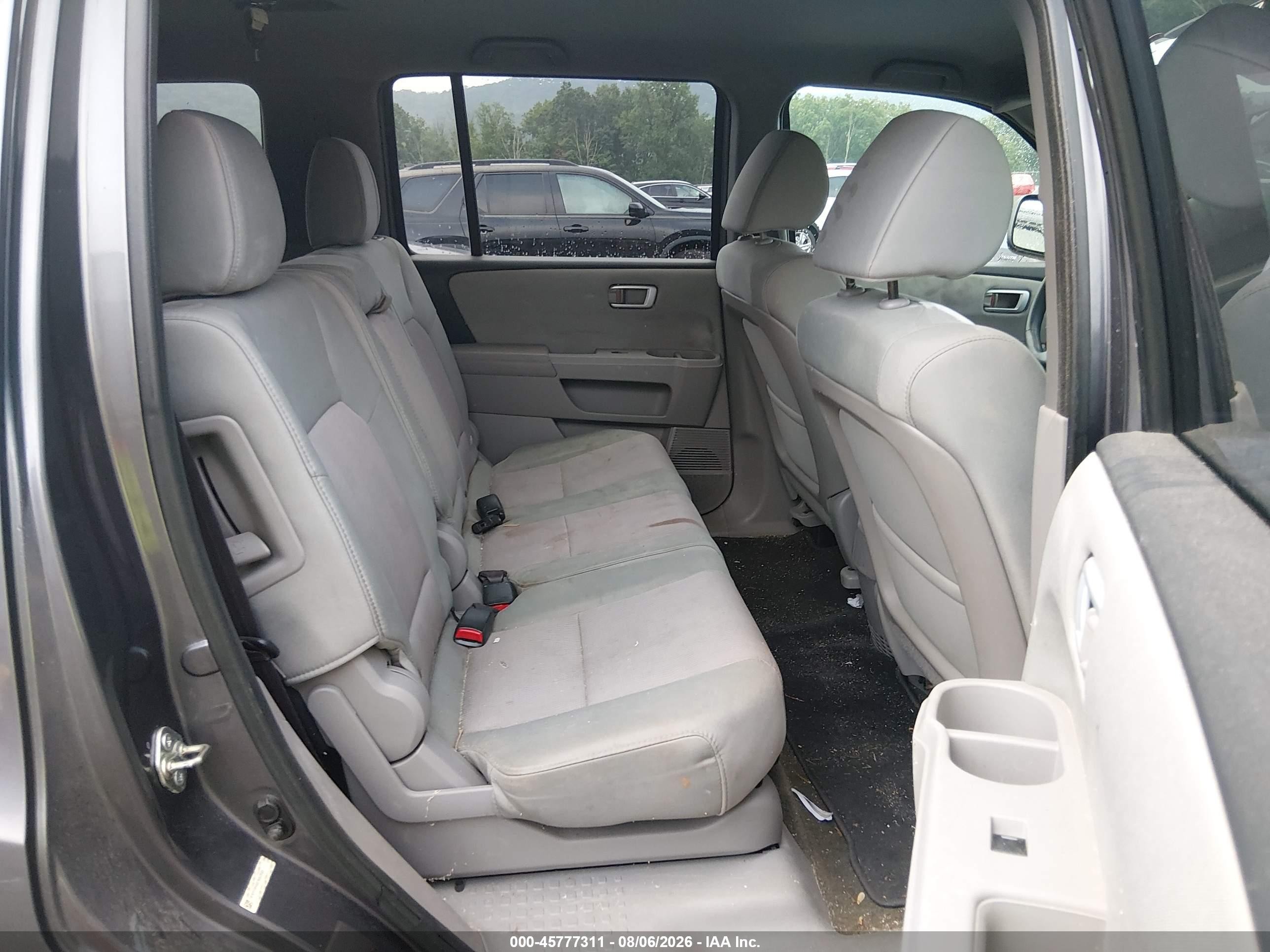 2015 Honda Pilot Ex Gray vin: 5FNYF4H46FB063985