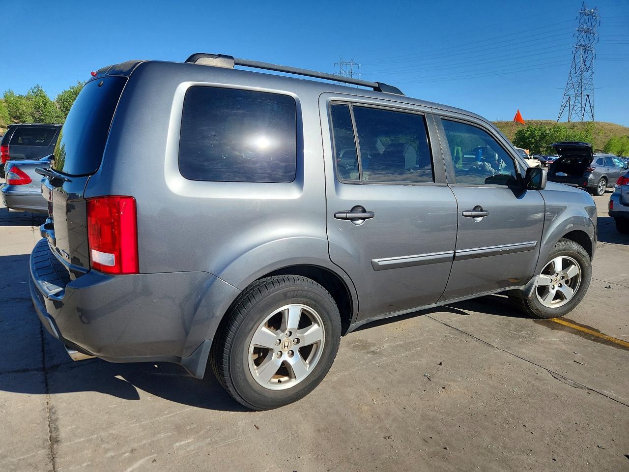 2010 Honda Pilot Ex Gray vin: 5FNYF4H47AB031538