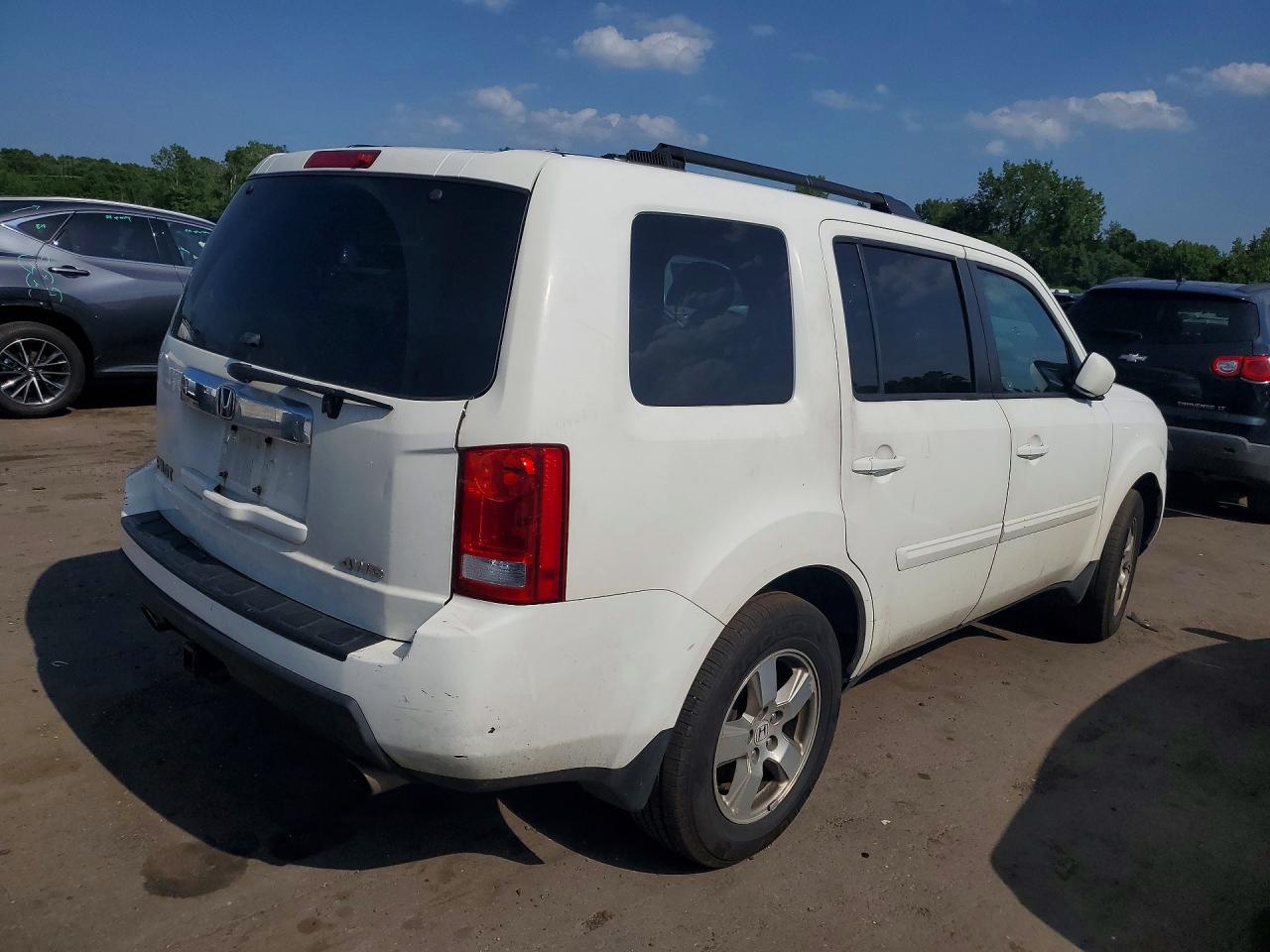 2011 Honda Pilot Ex White vin: 5FNYF4H47BB064900