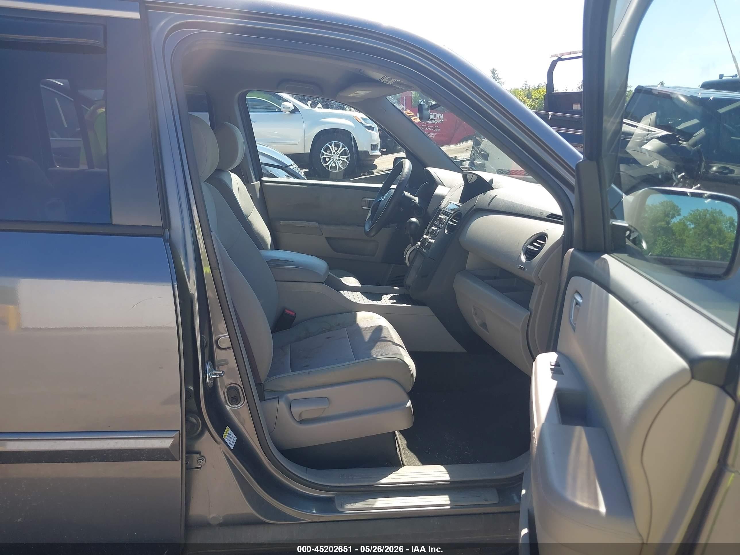 2013 Honda Pilot Ex Серебряный vin: 5FNYF4H47DB001671