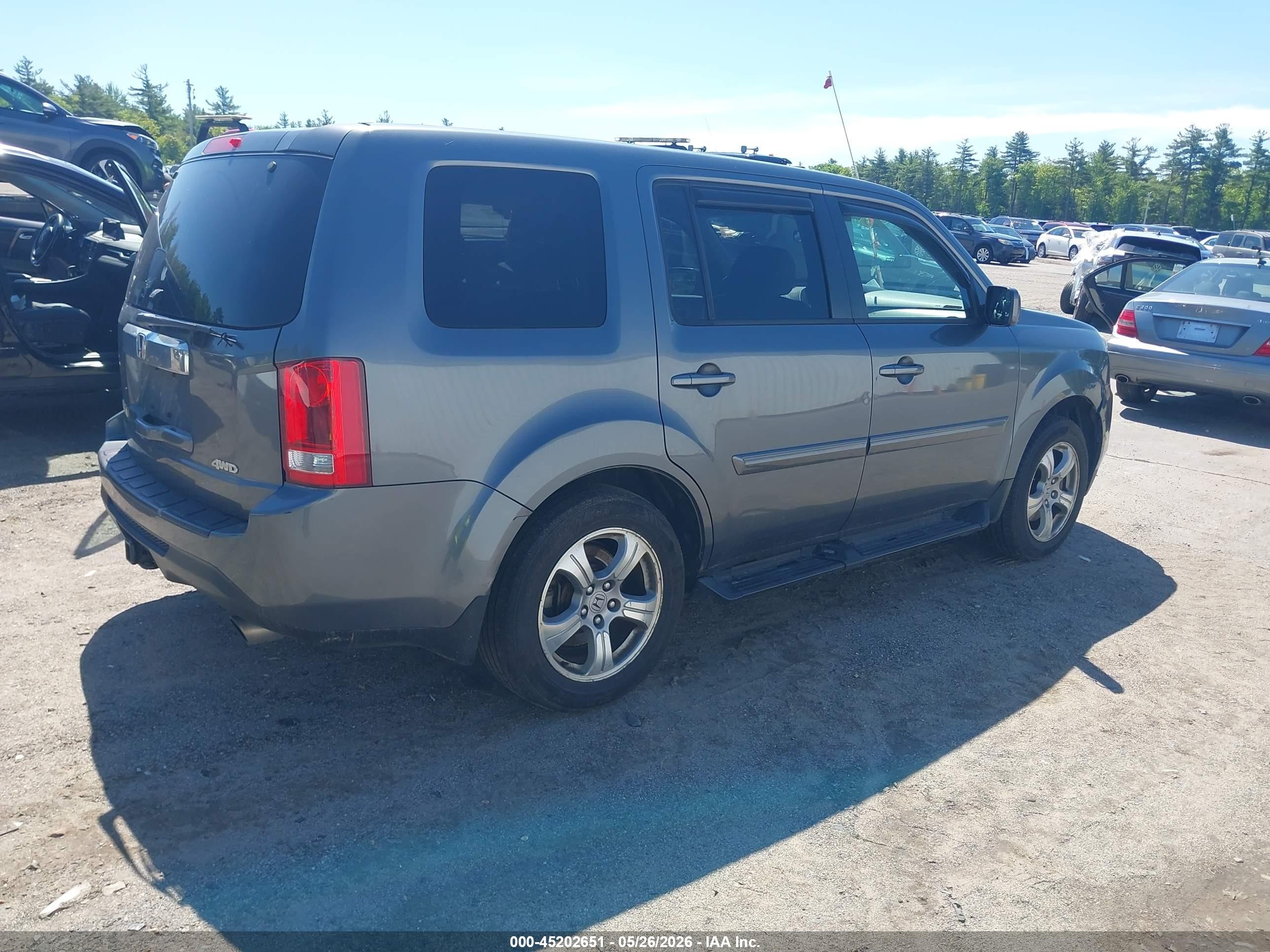 2013 Honda Pilot Ex Серебряный vin: 5FNYF4H47DB001671