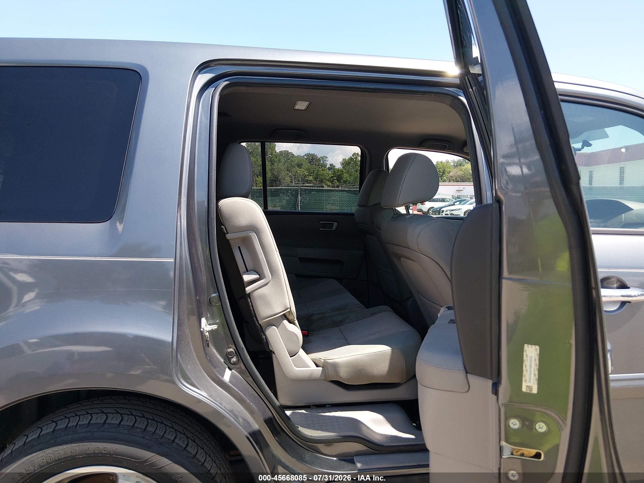 2013 Honda Pilot Ex Gray vin: 5FNYF4H47DB015232