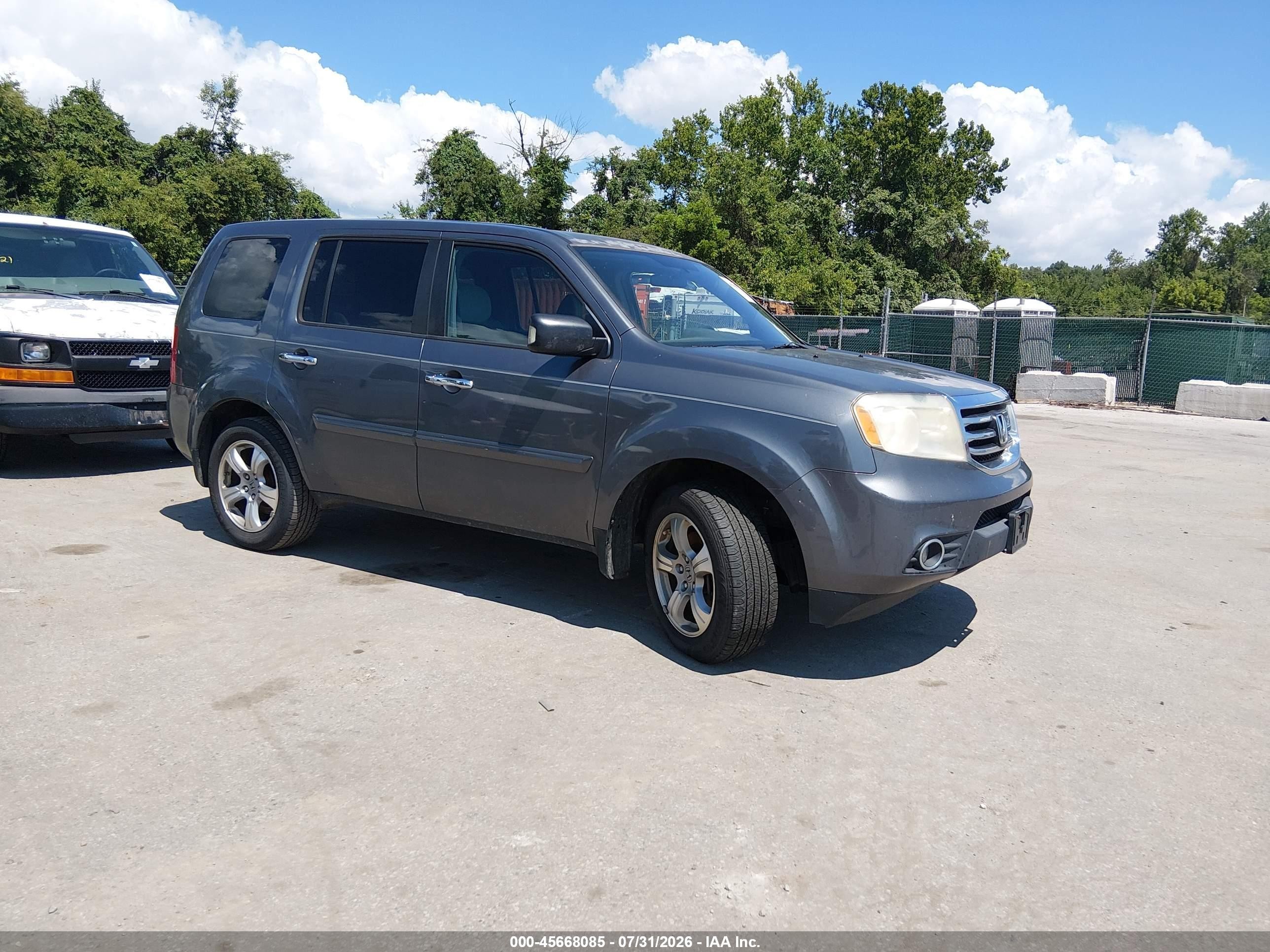2013 Honda Pilot Ex Gray vin: 5FNYF4H47DB015232