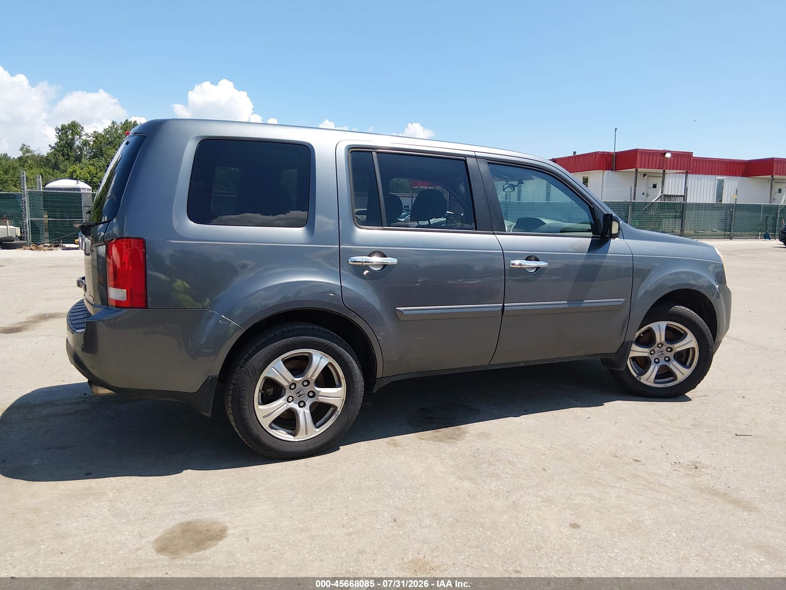2013 Honda Pilot Ex Gray vin: 5FNYF4H47DB015232
