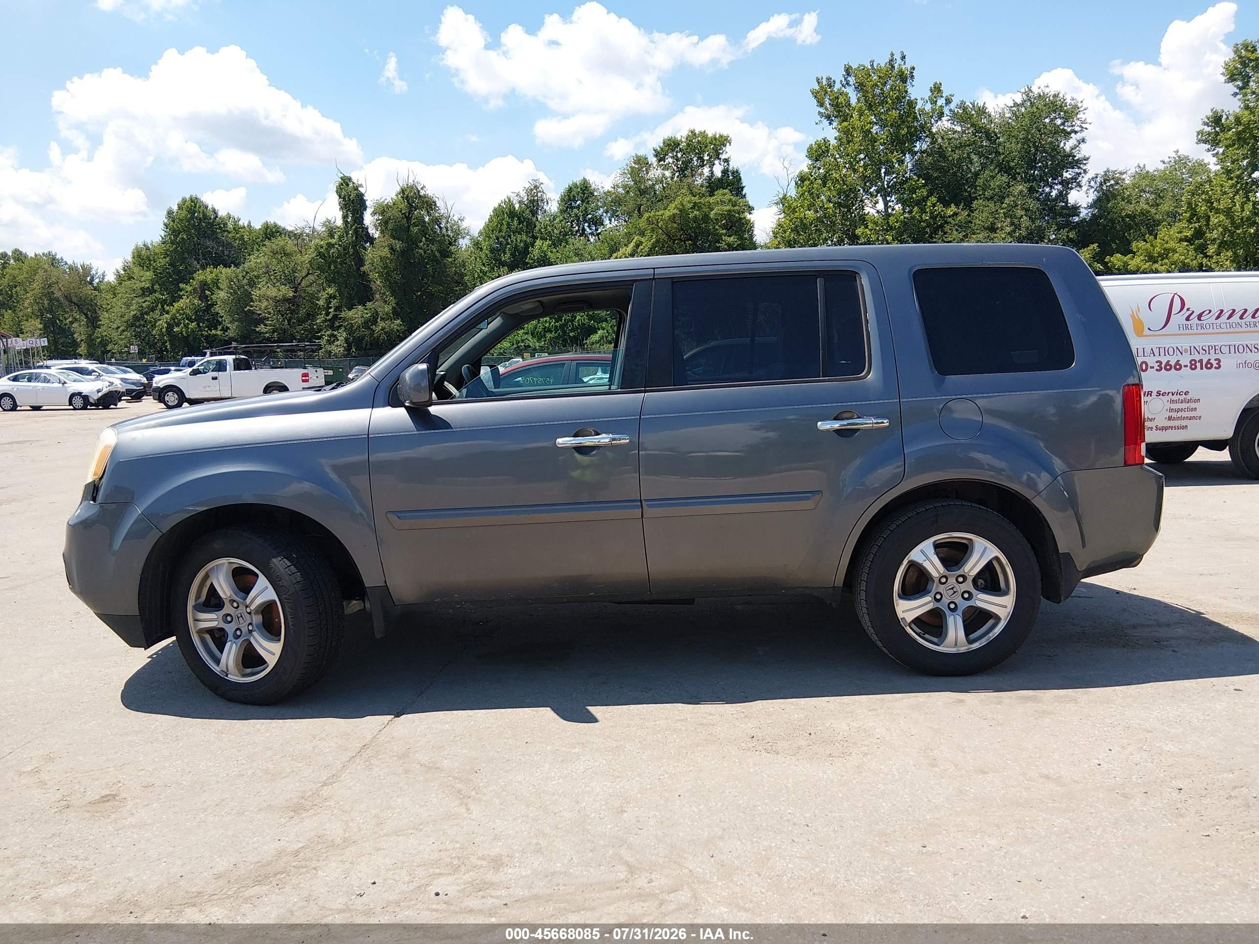 2013 Honda Pilot Ex Gray vin: 5FNYF4H47DB015232