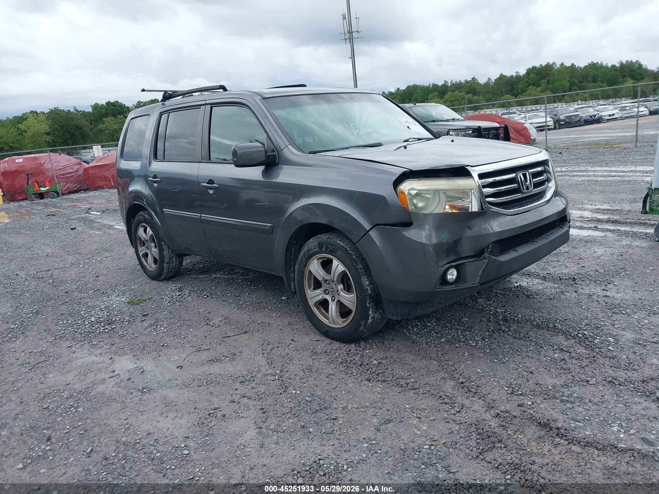 2013 Honda Pilot Ex Gray vin: 5FNYF4H47DB038557