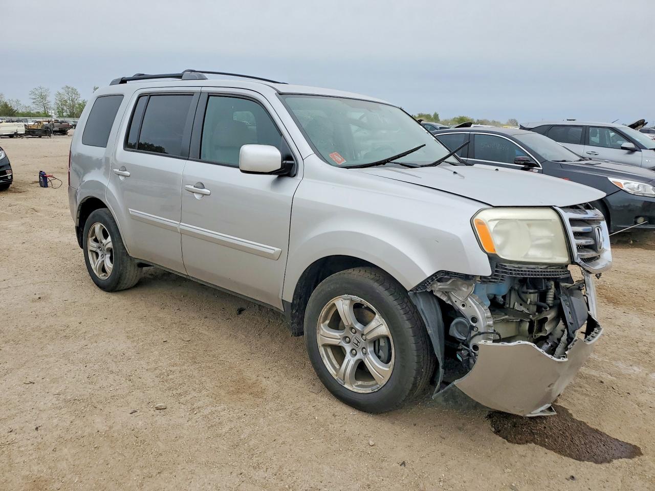 2014 Honda Pilot Ex Silver vin: 5FNYF4H47EB018939