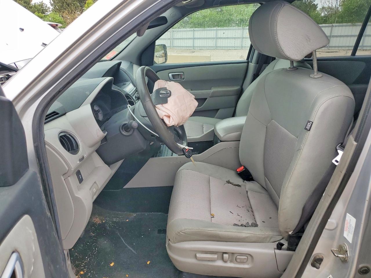 2014 Honda Pilot Ex Silver vin: 5FNYF4H47EB018939