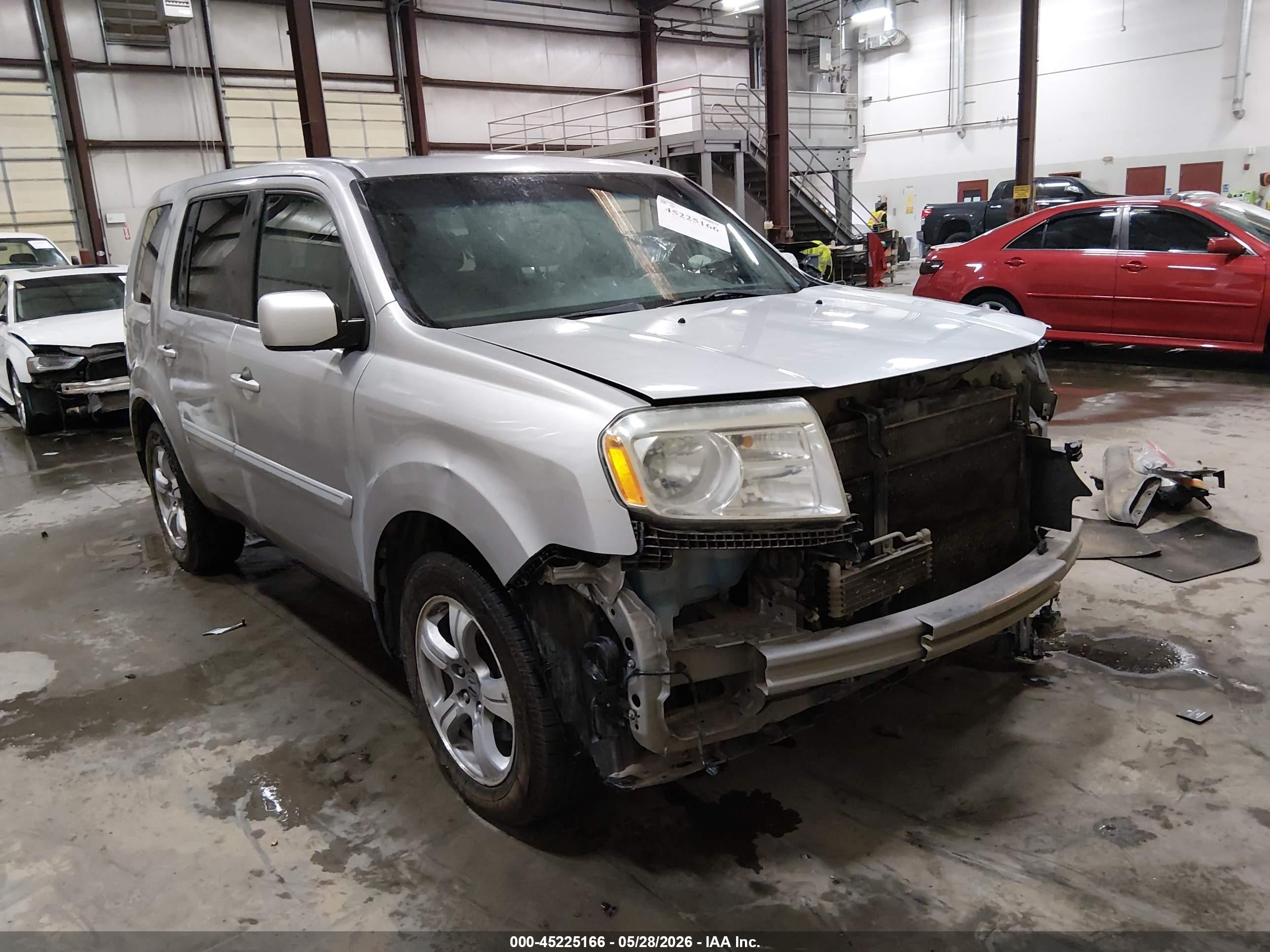 2014 Honda Pilot Ex Серебряный vin: 5FNYF4H47EB028774