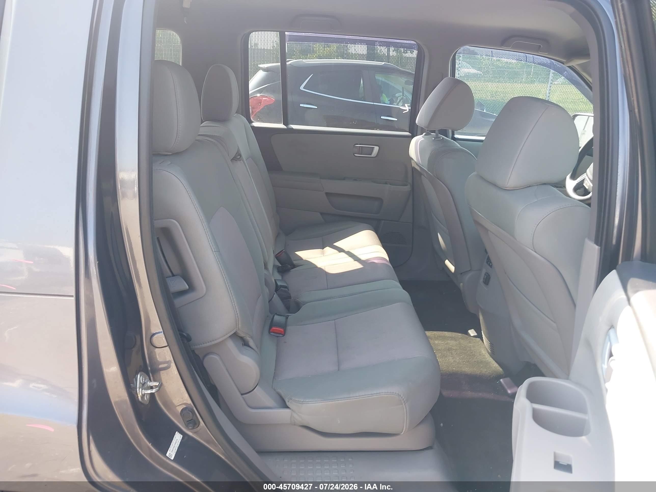 2015 Honda Pilot Ex Gray vin: 5FNYF4H47FB003746