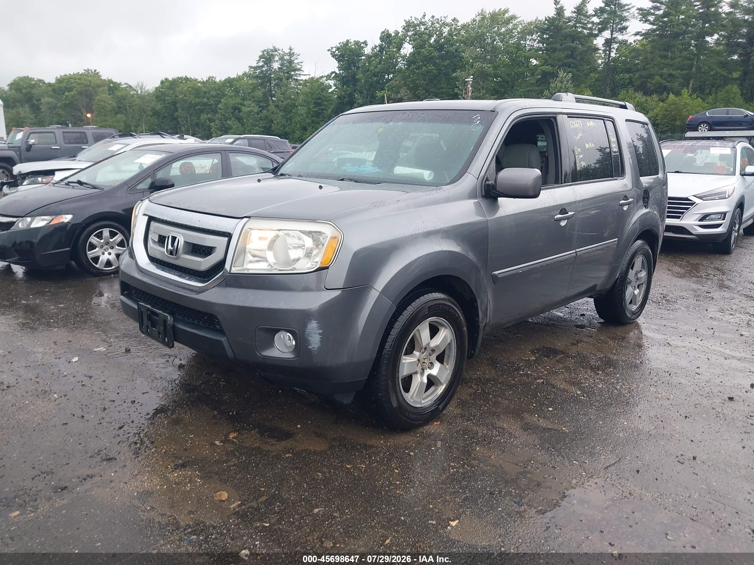 2011 Honda Pilot Ex Gray vin: 5FNYF4H48BB089756