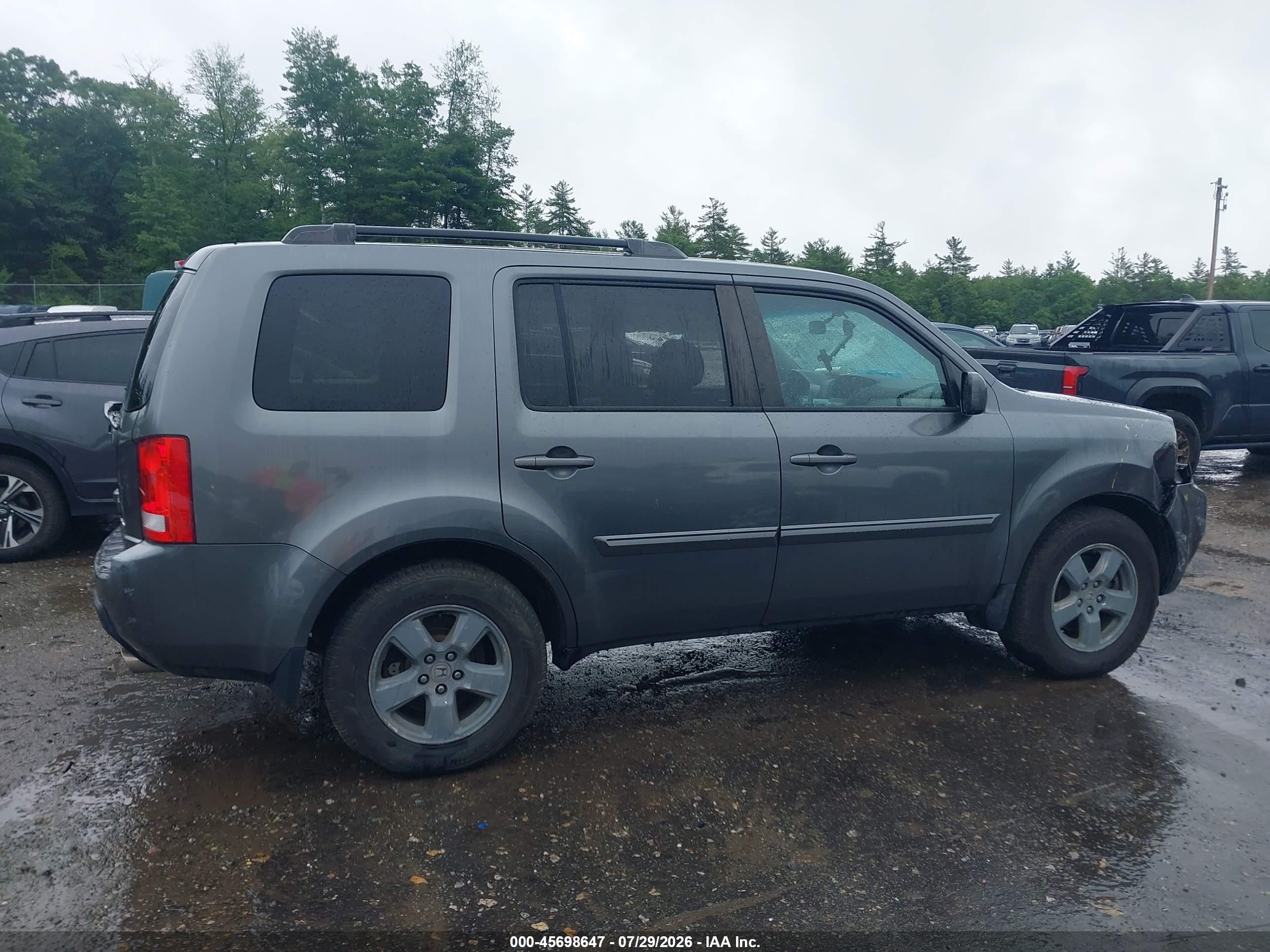 2011 Honda Pilot Ex Gray vin: 5FNYF4H48BB089756