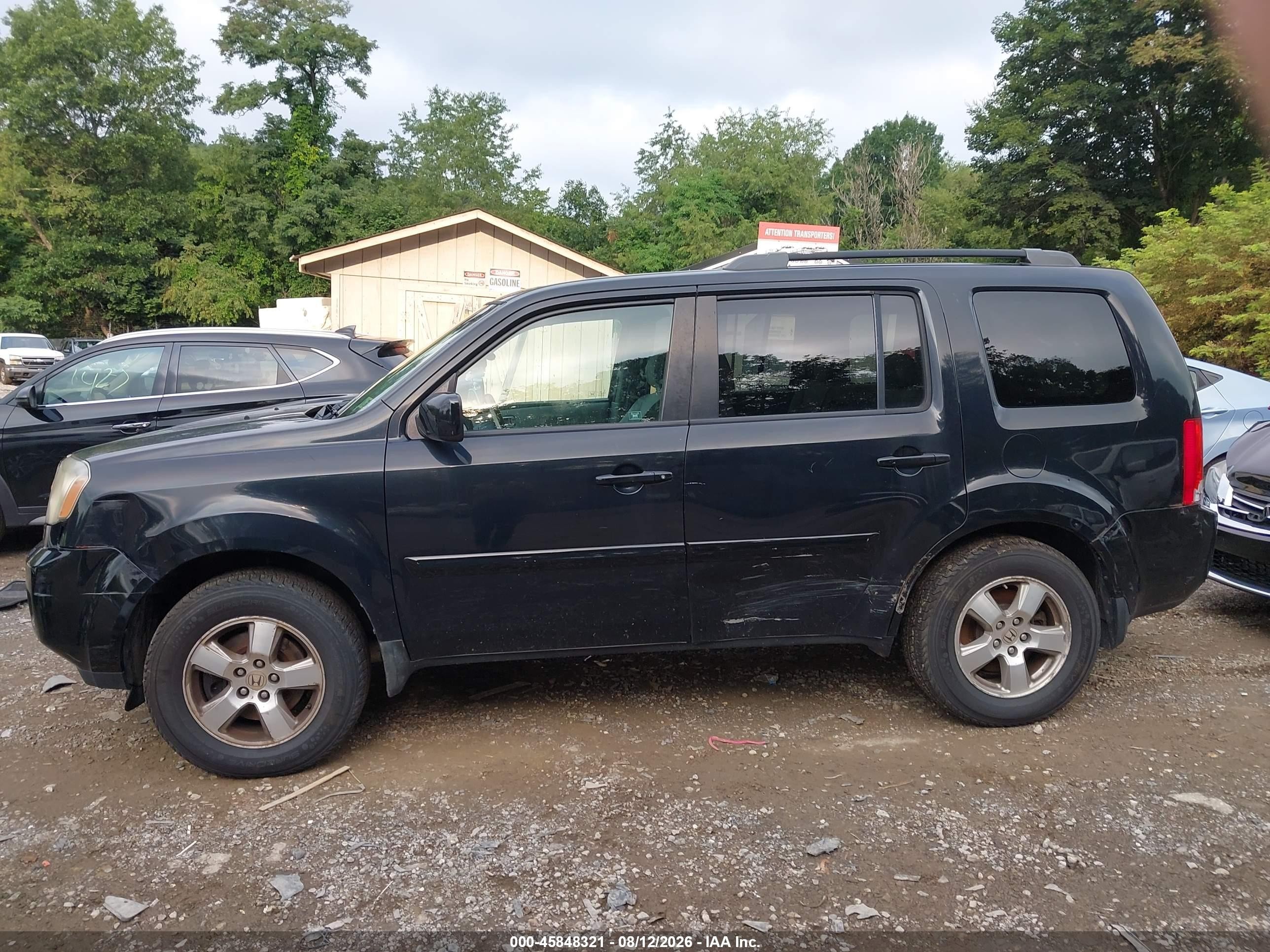 2011 Honda Pilot Ex Black vin: 5FNYF4H48BB100111
