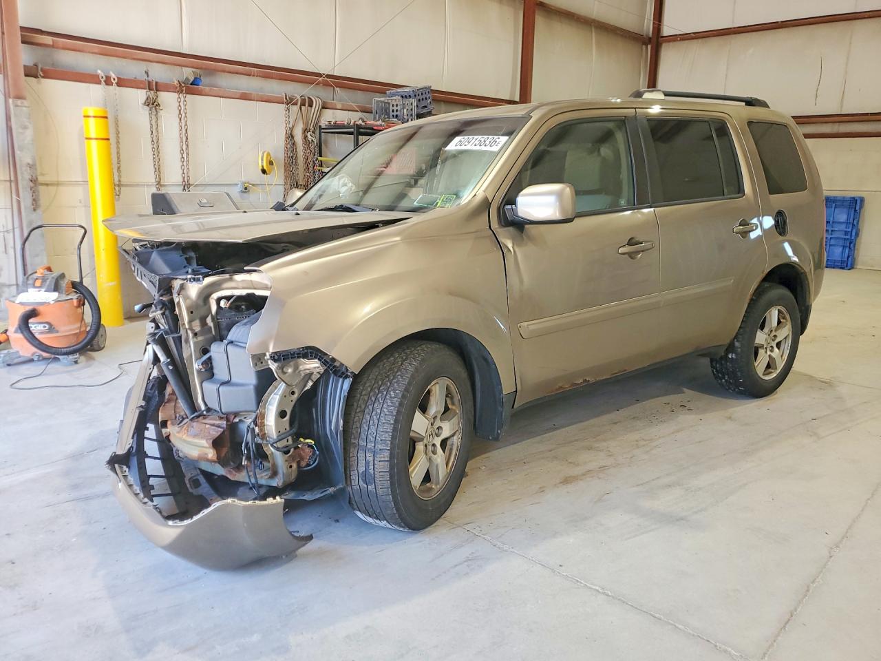 2011 Honda Pilot Ex Gray vin: 5FNYF4H48BB101789
